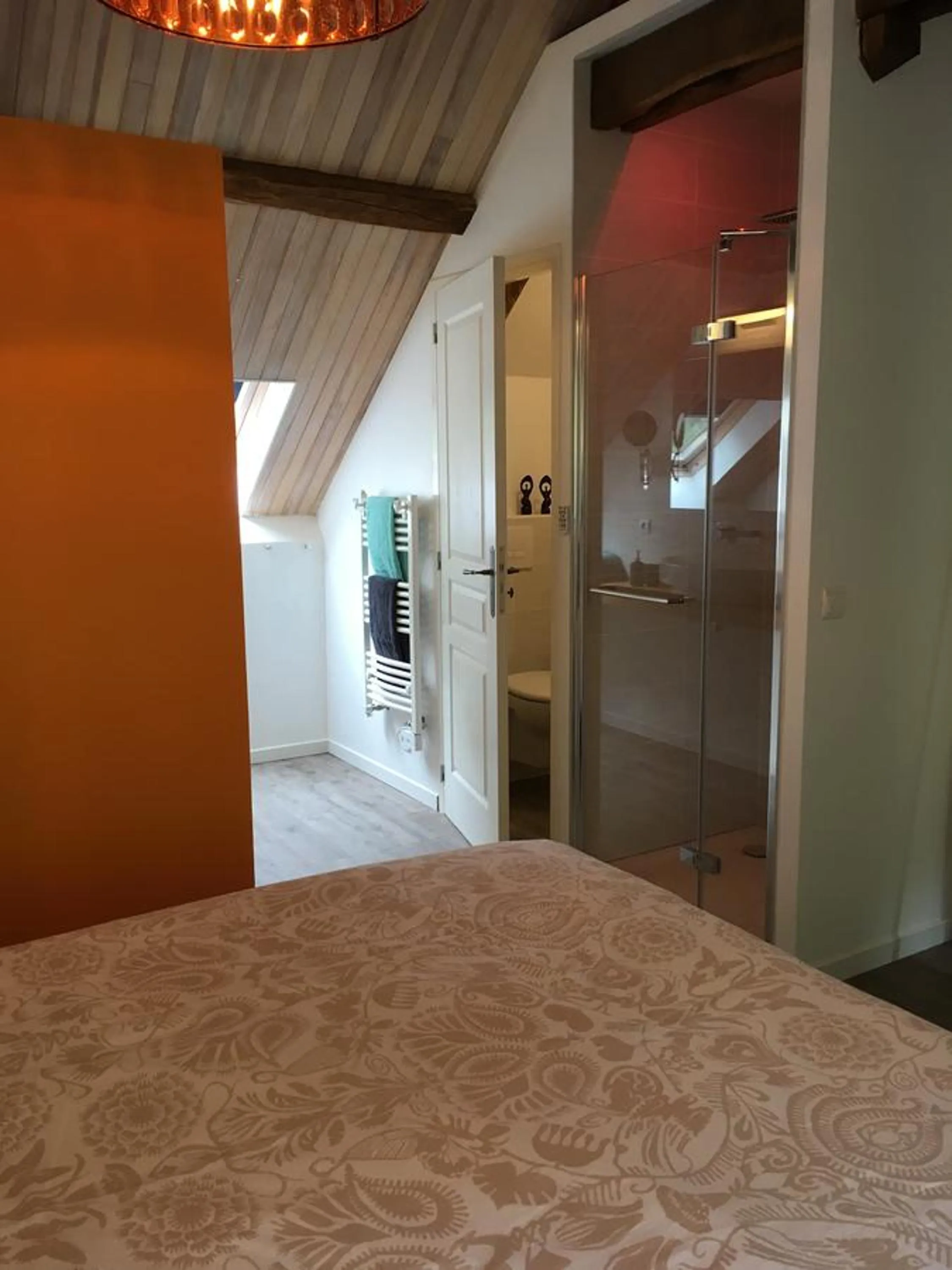 Shower, Bed in Moulin de la Fayolle