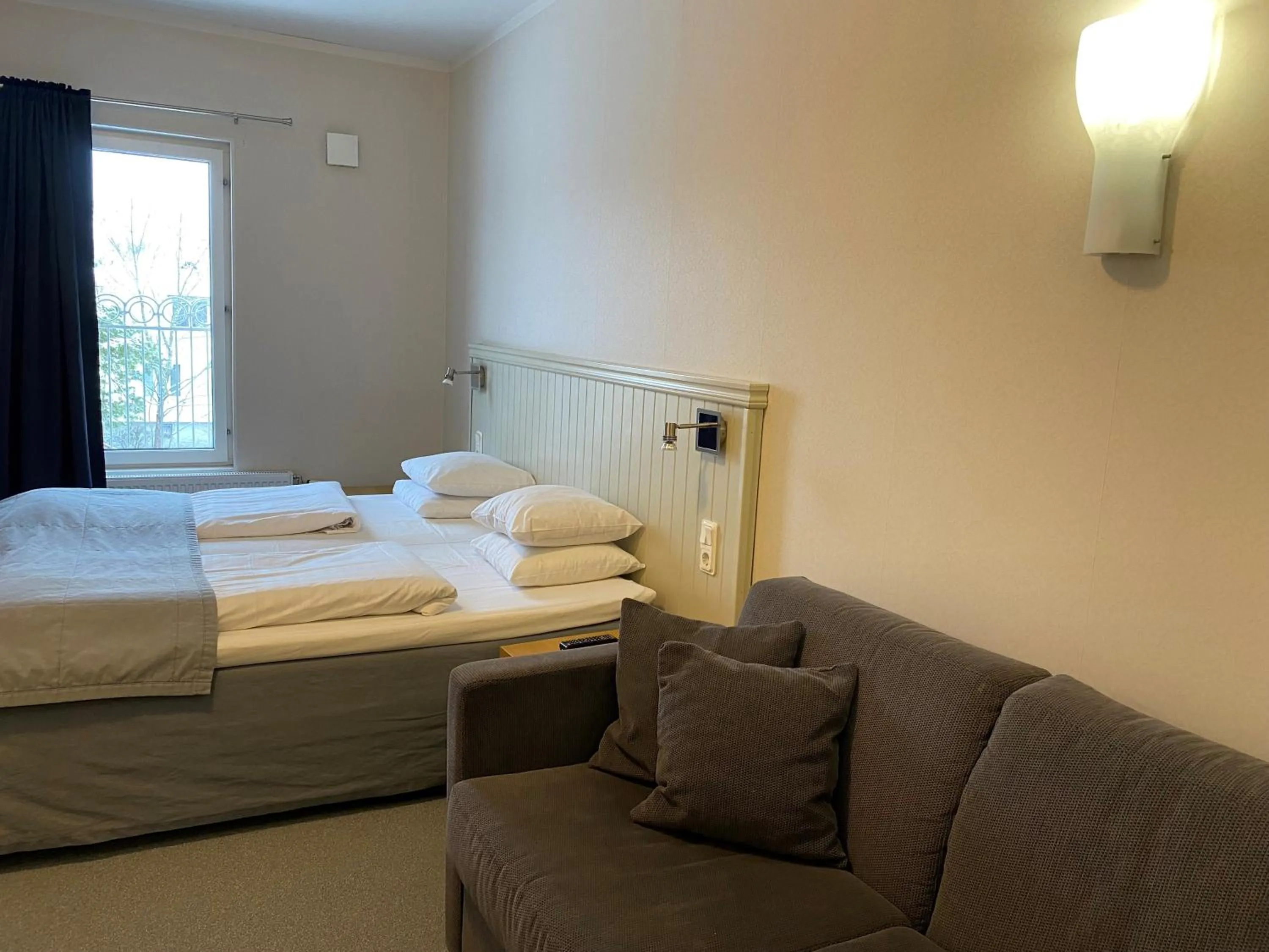 Property building, Bed in Adels Hotel