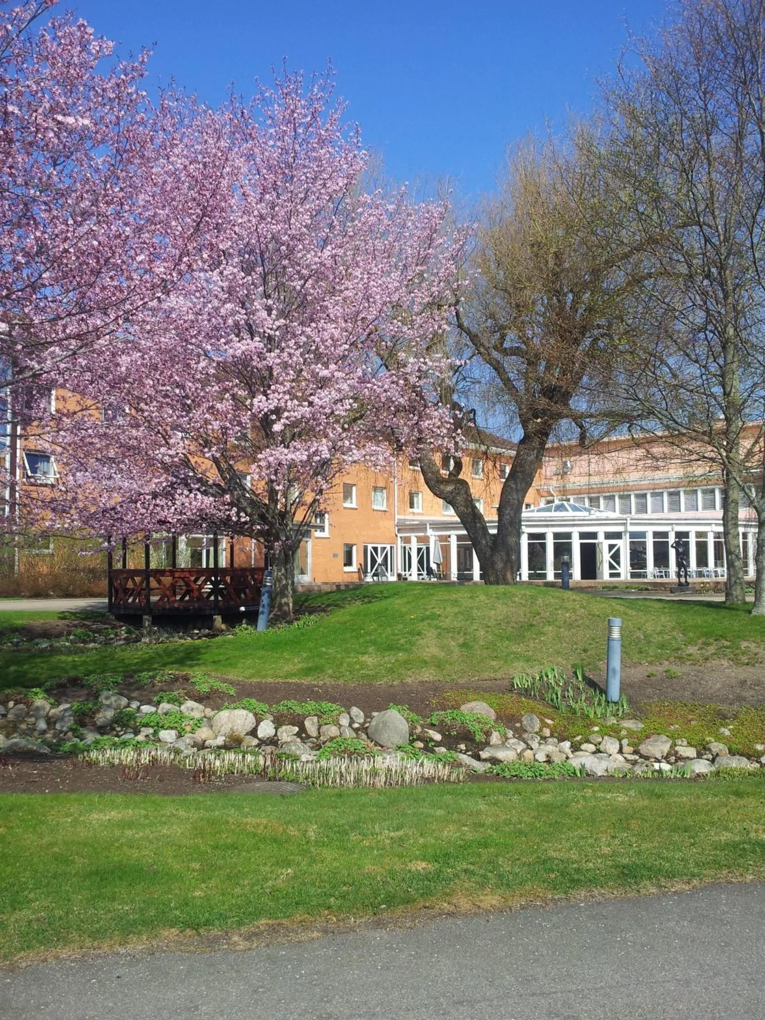 Facade/entrance in First Hotel Olofström
