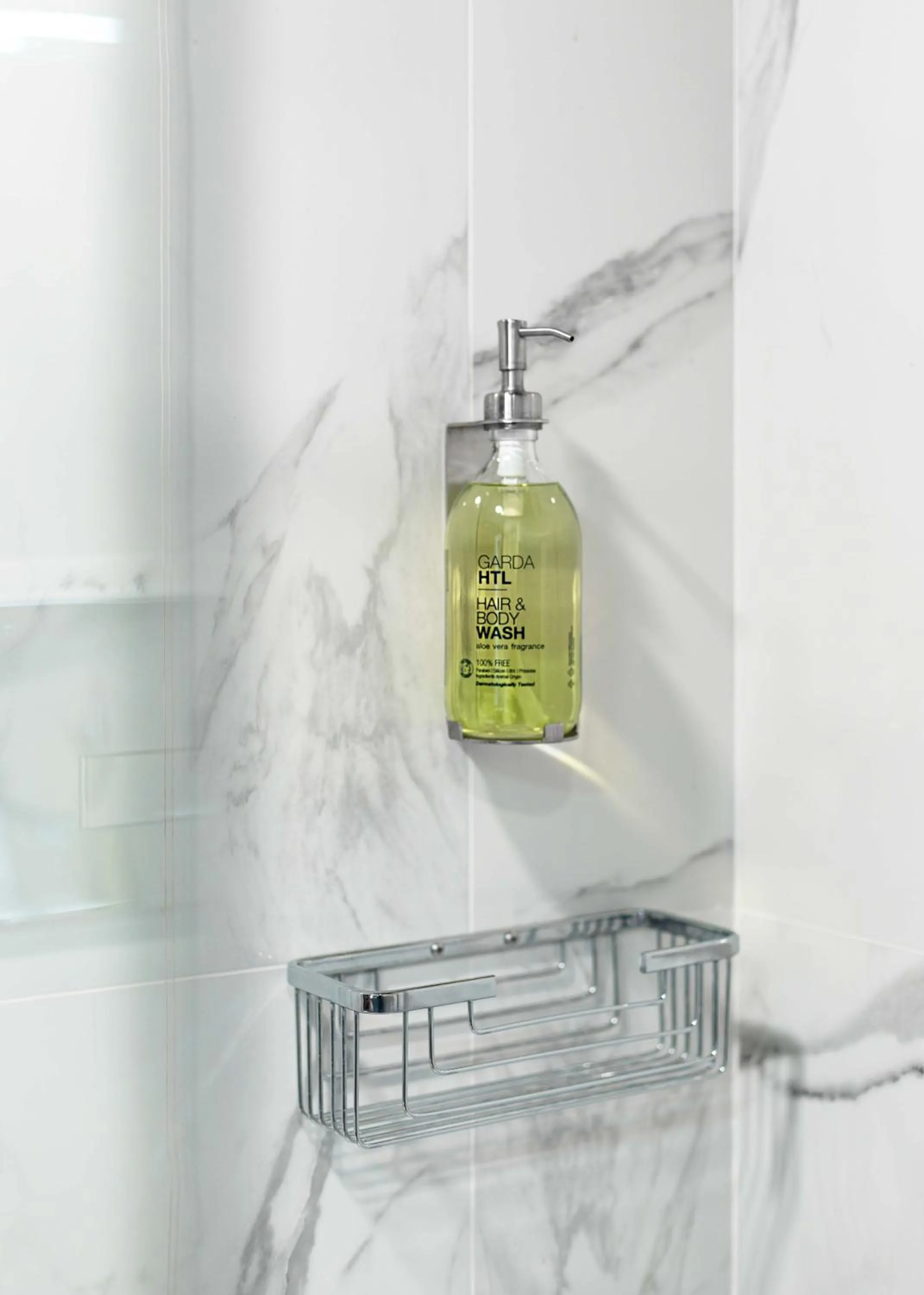 Bathroom in Garda Hotel