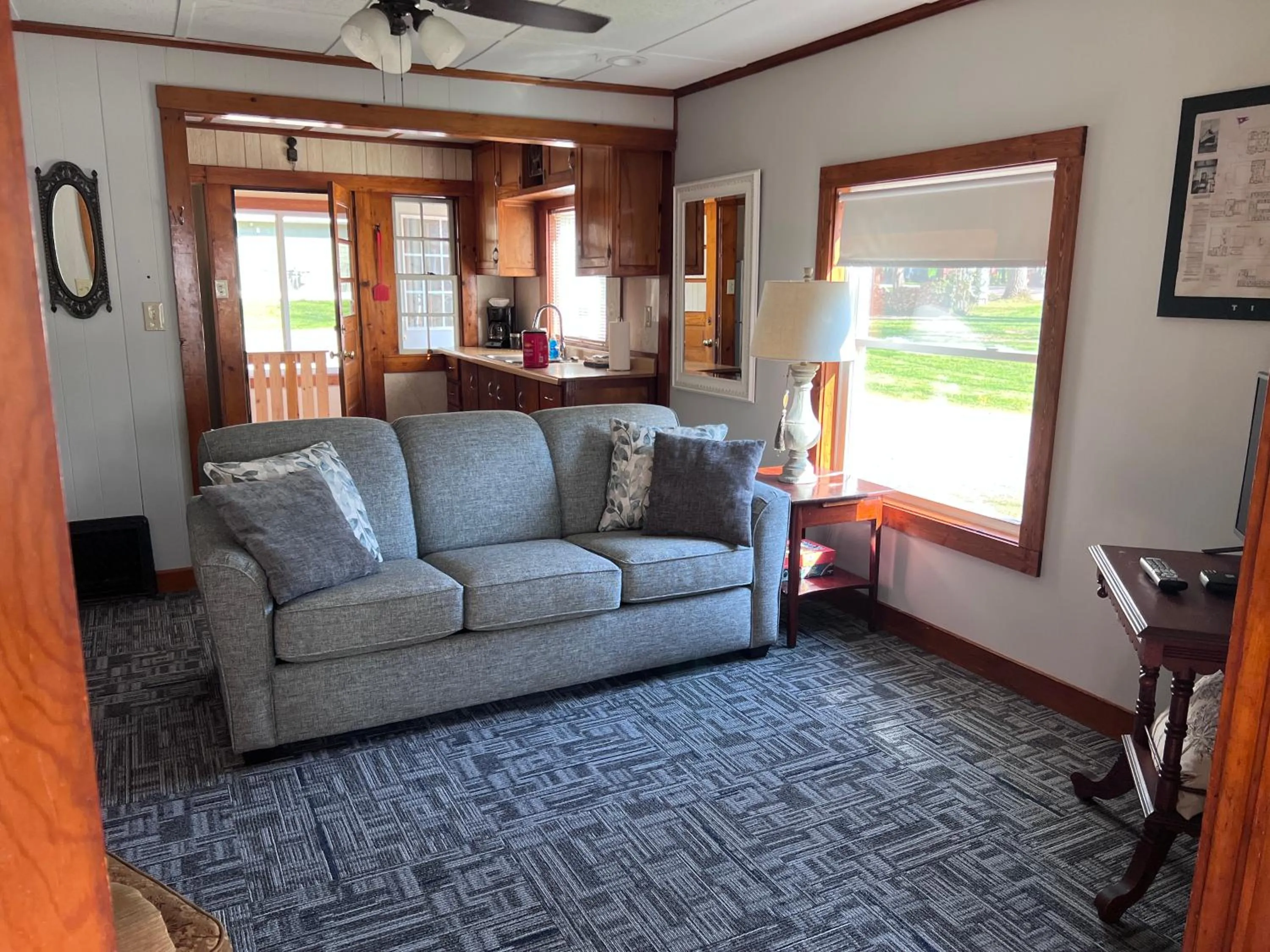 Living room in Mission Springs Resort