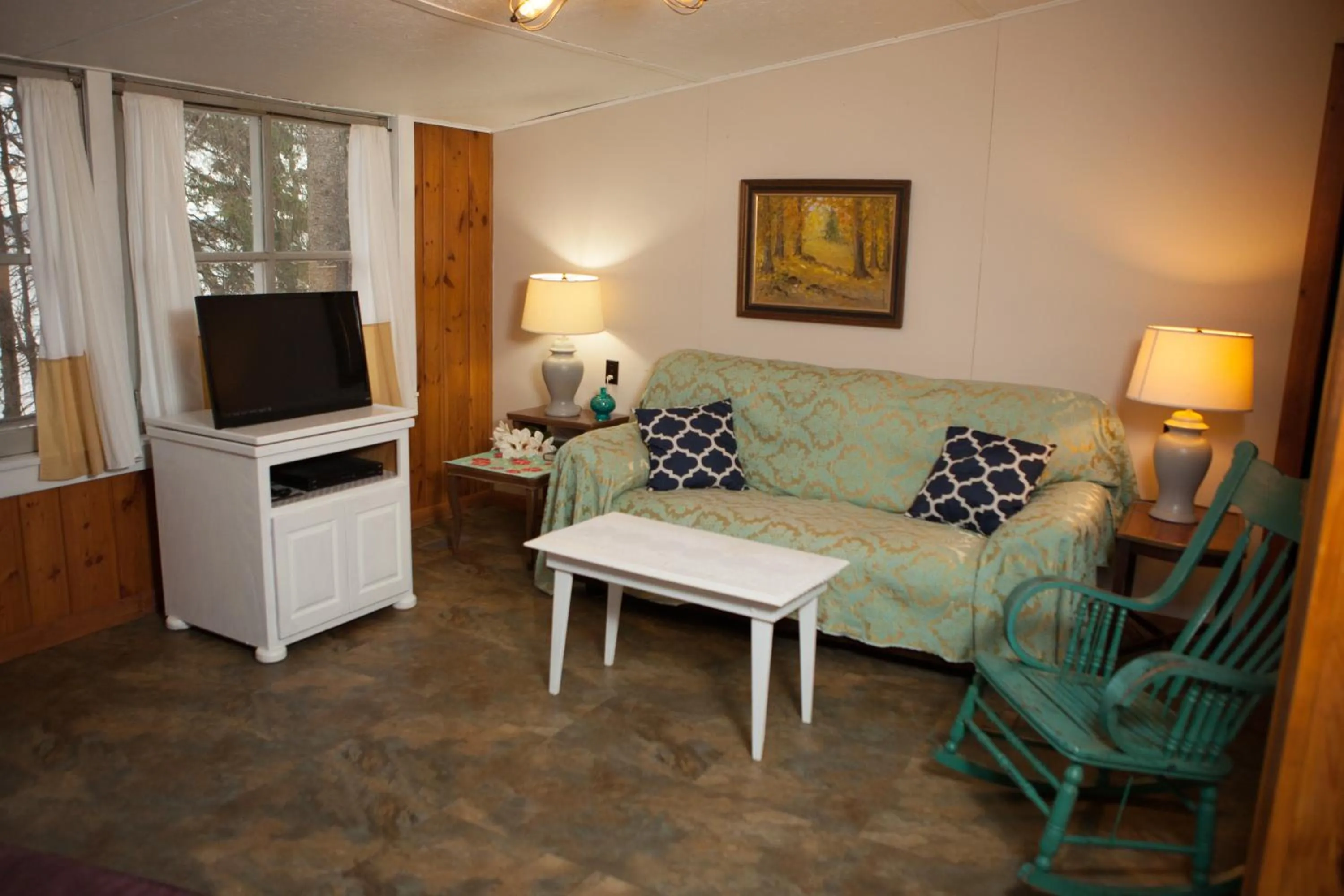 Photo of the whole room in Mission Springs Resort