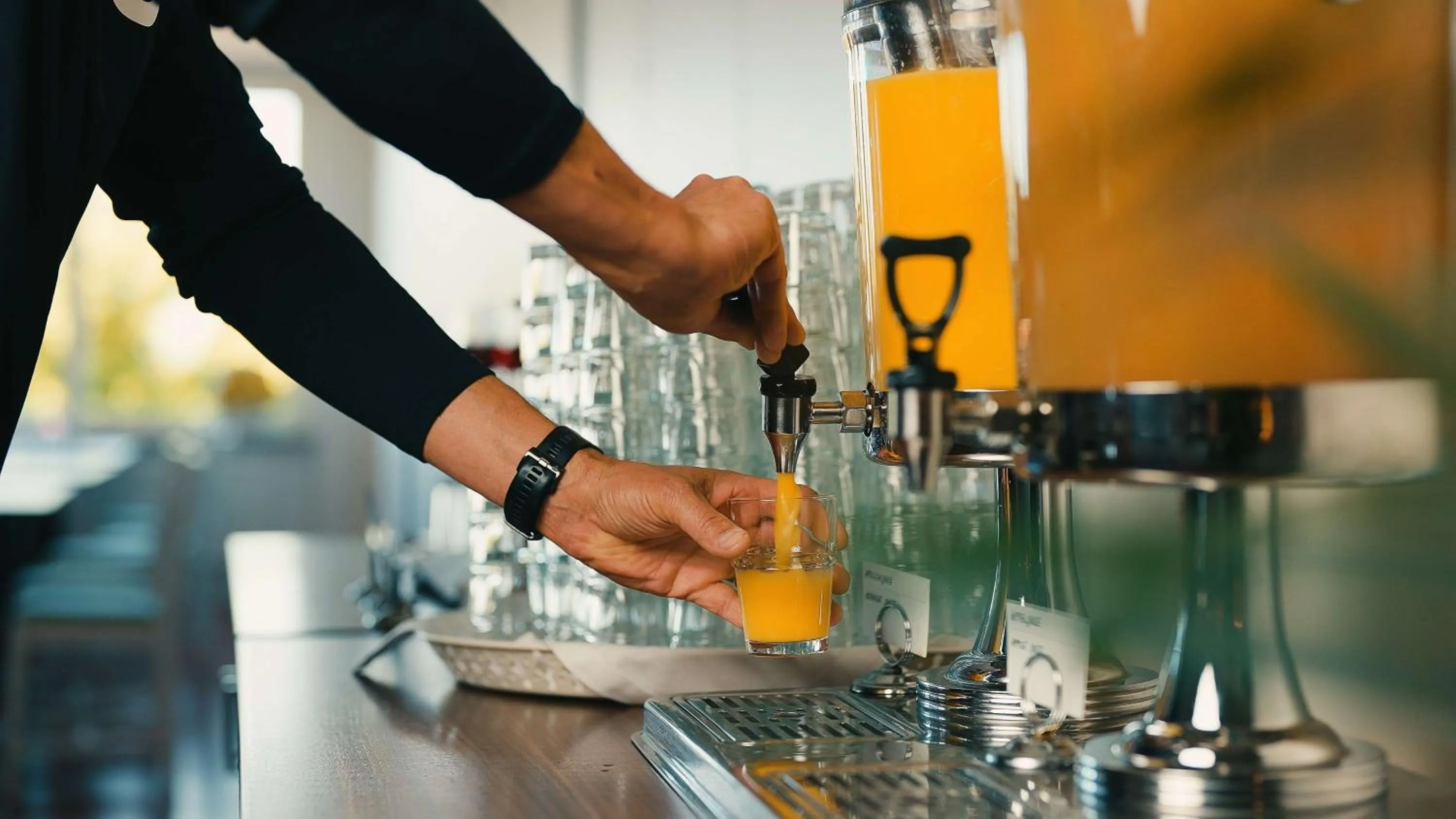 Breakfast in Best Western Hotell Lerdalshoejden