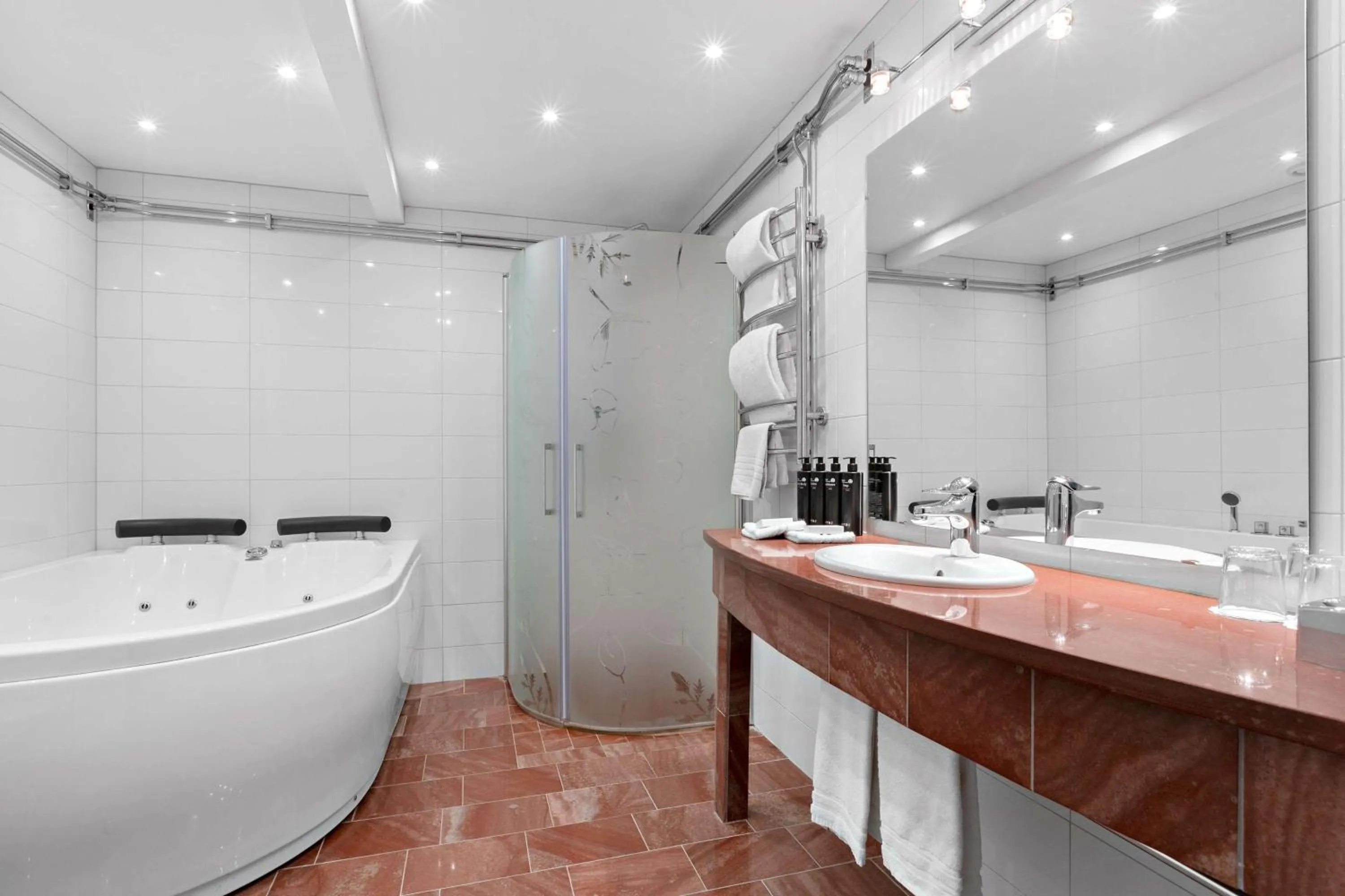 Bathroom in Best Western Hotell Lerdalshoejden