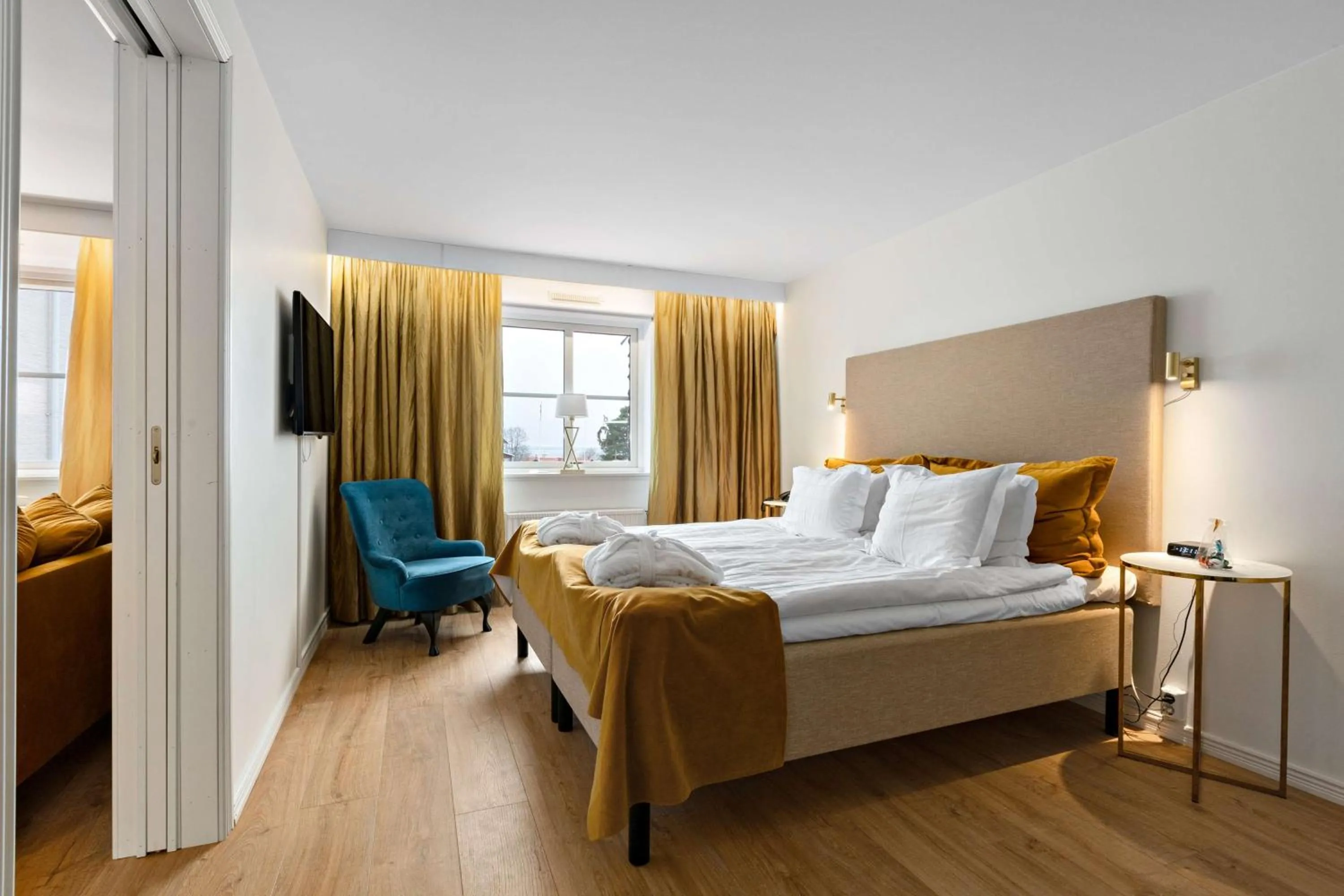 Photo of the whole room, Bed in Best Western Hotell Lerdalshoejden