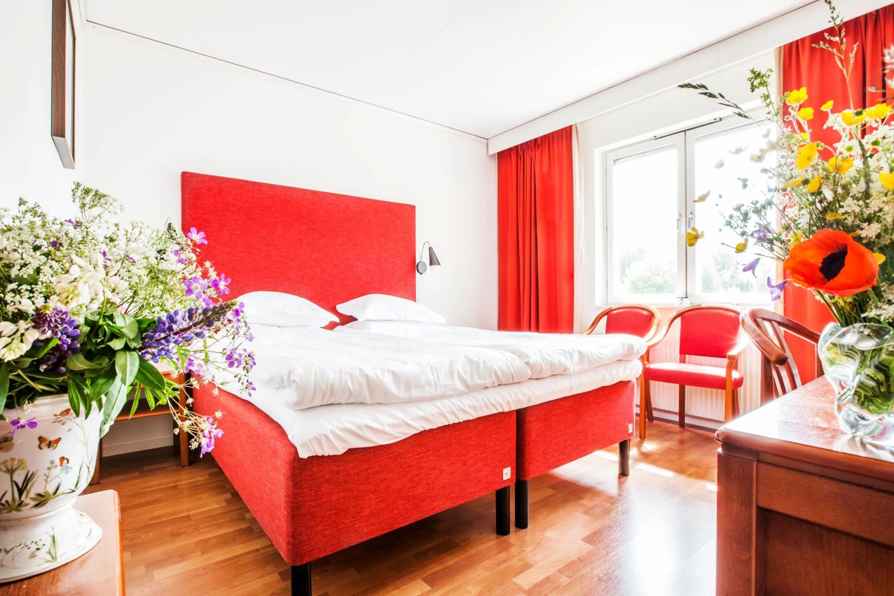 Golfcourse, Bed in Best Western Hotell Lerdalshoejden