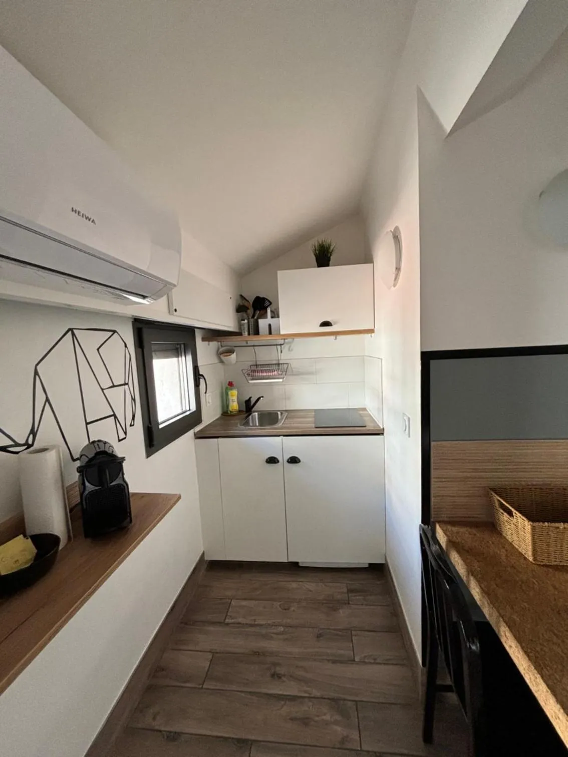 Coffee/tea facilities in Casa Hotel