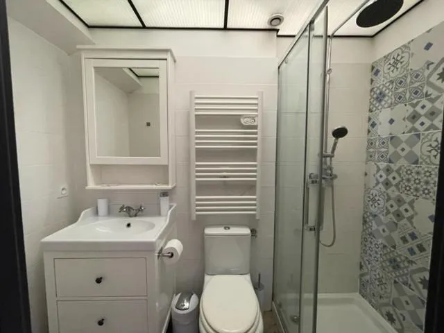 Shower in Casa Hotel