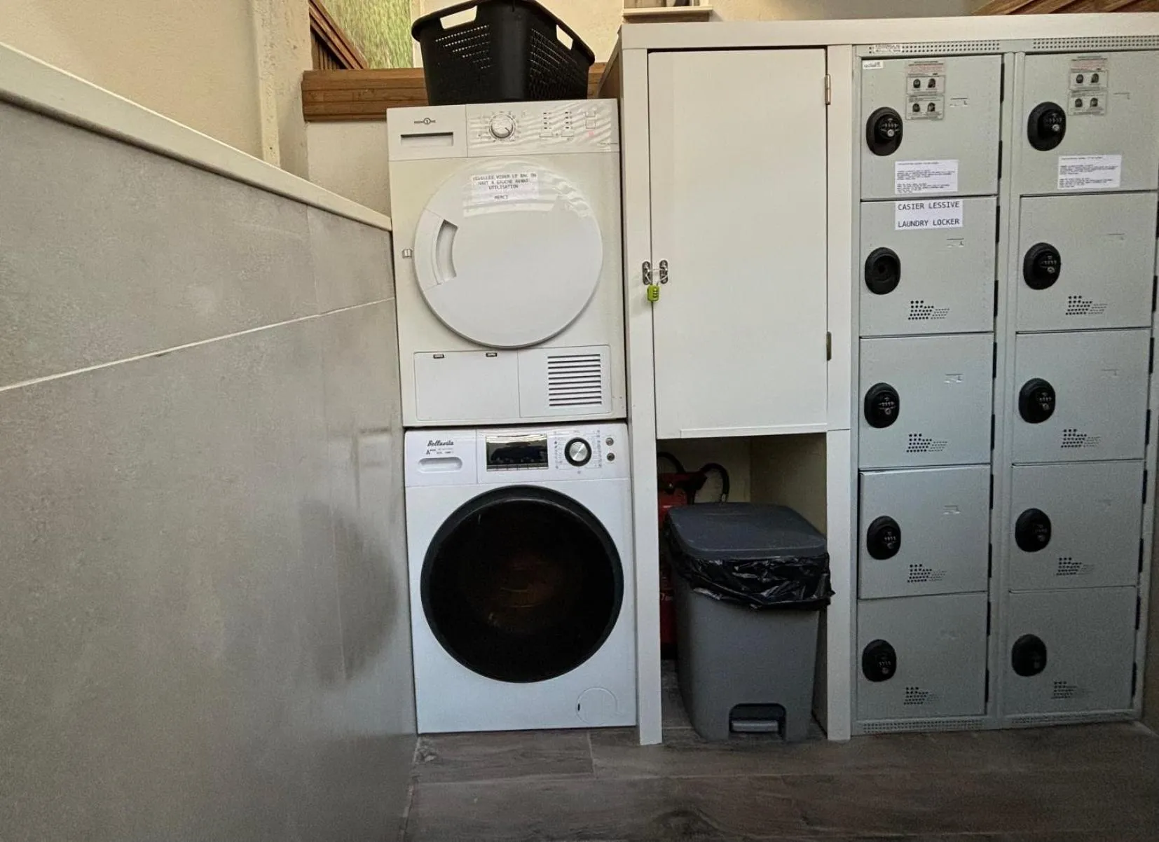 washing machine in Casa Hotel