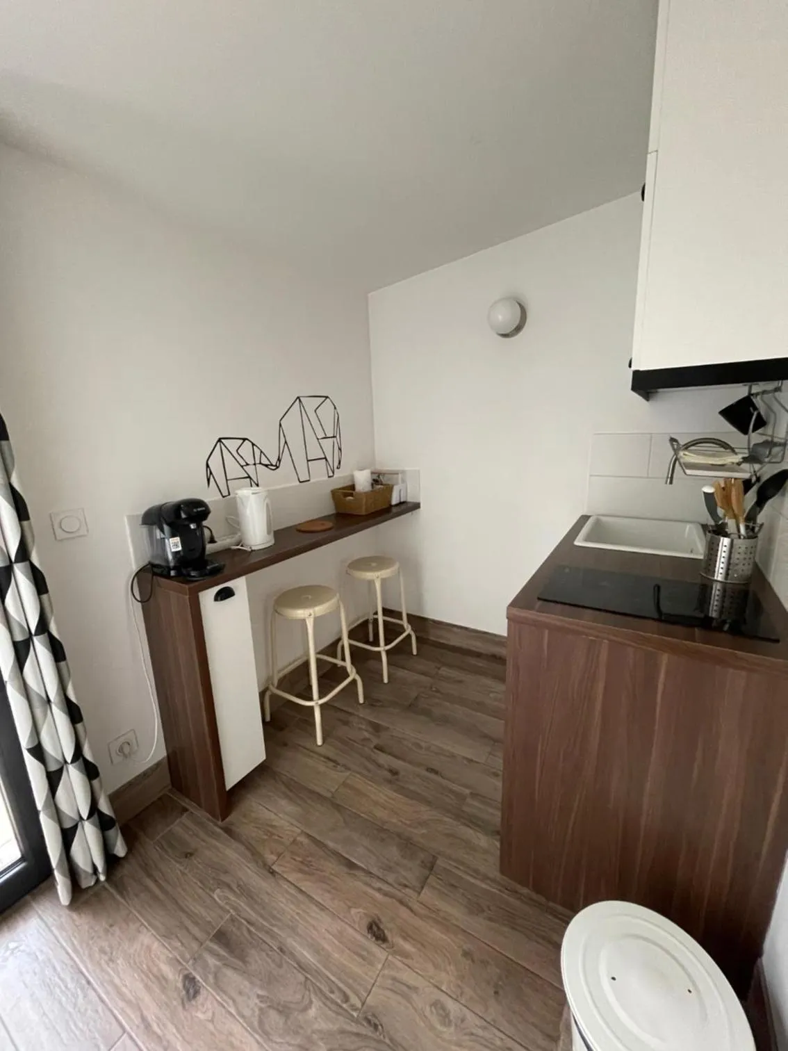 Coffee/tea facilities in Casa Hotel