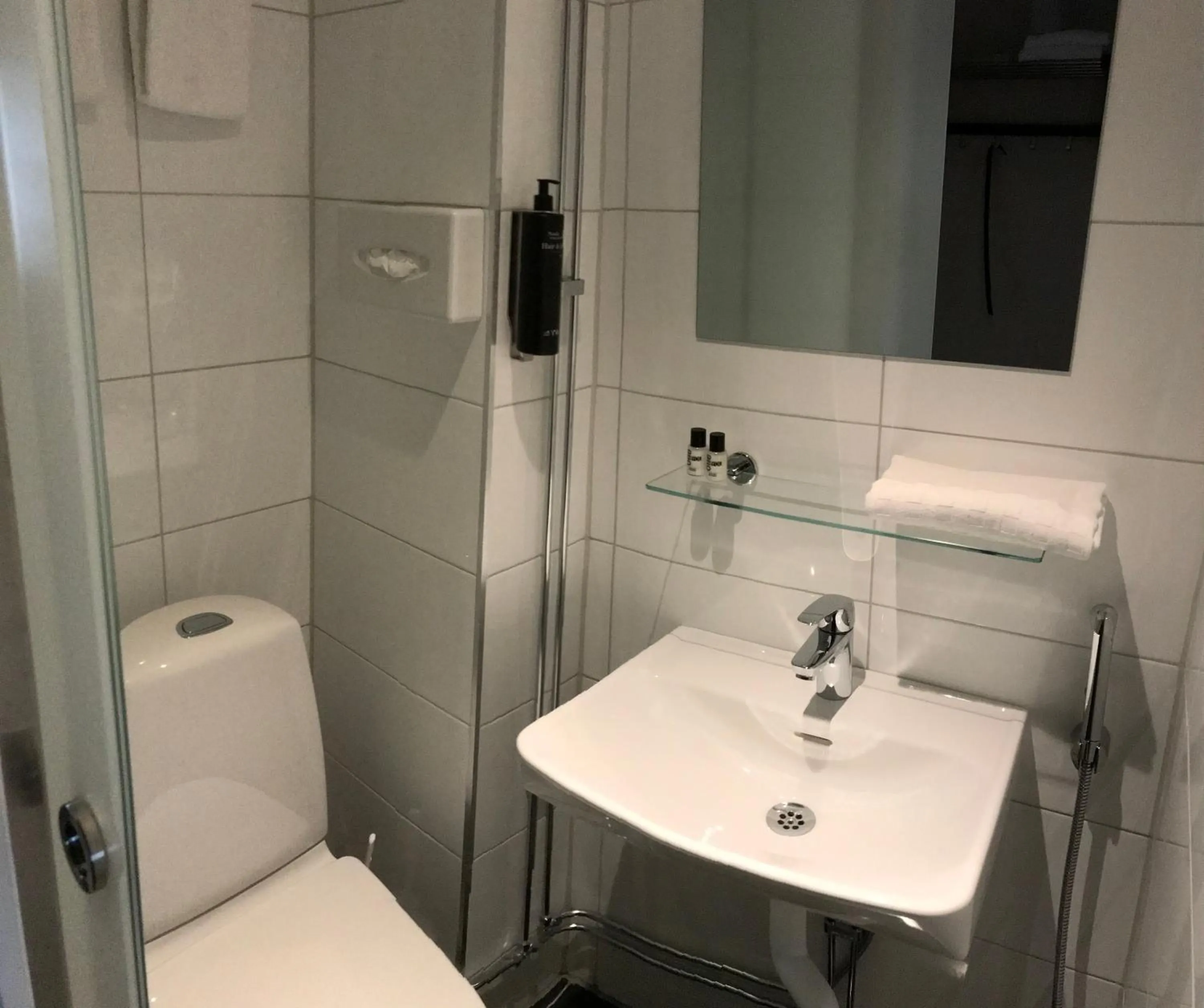 Bathroom in Best Western Hotel Savoy