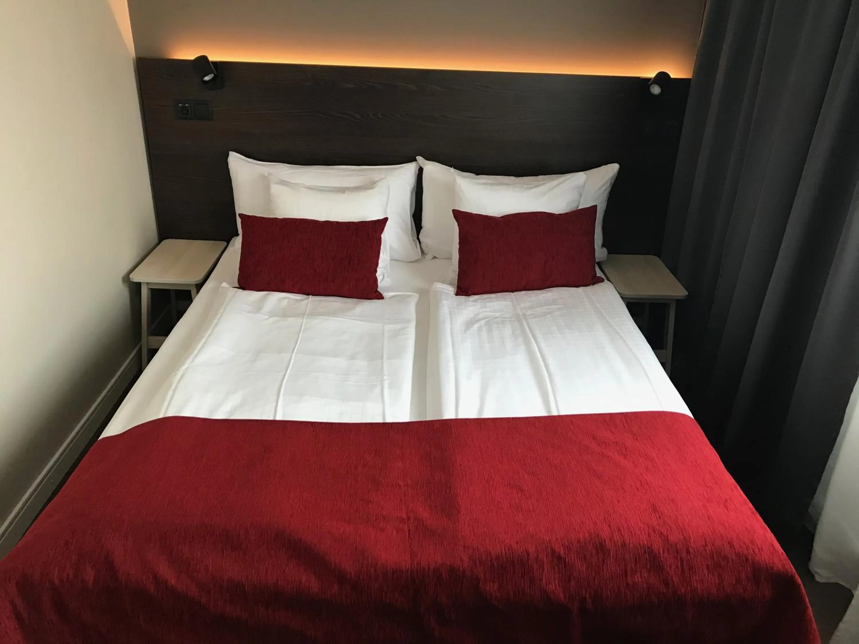 Bed in Best Western Hotel Savoy