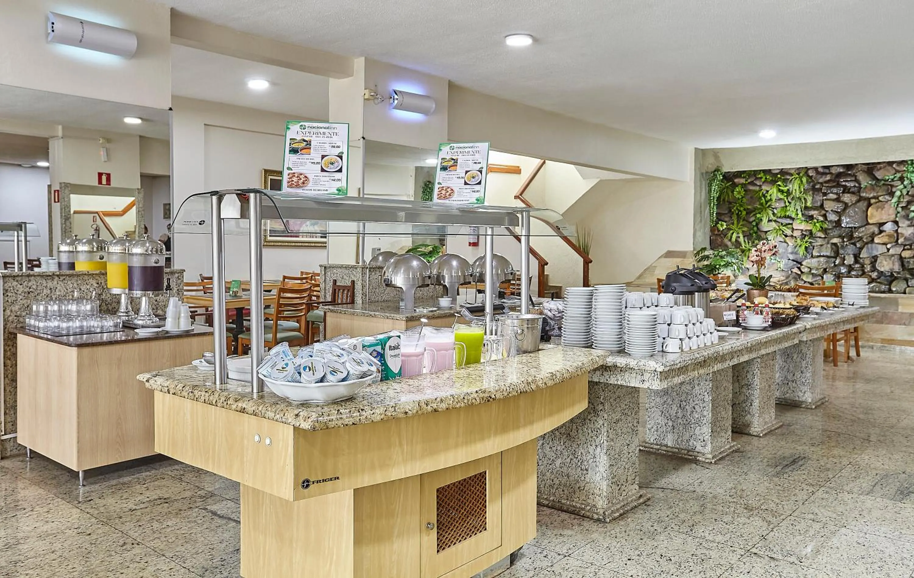 Restaurant/places to eat in Hotel Nacional Inn Piracicaba