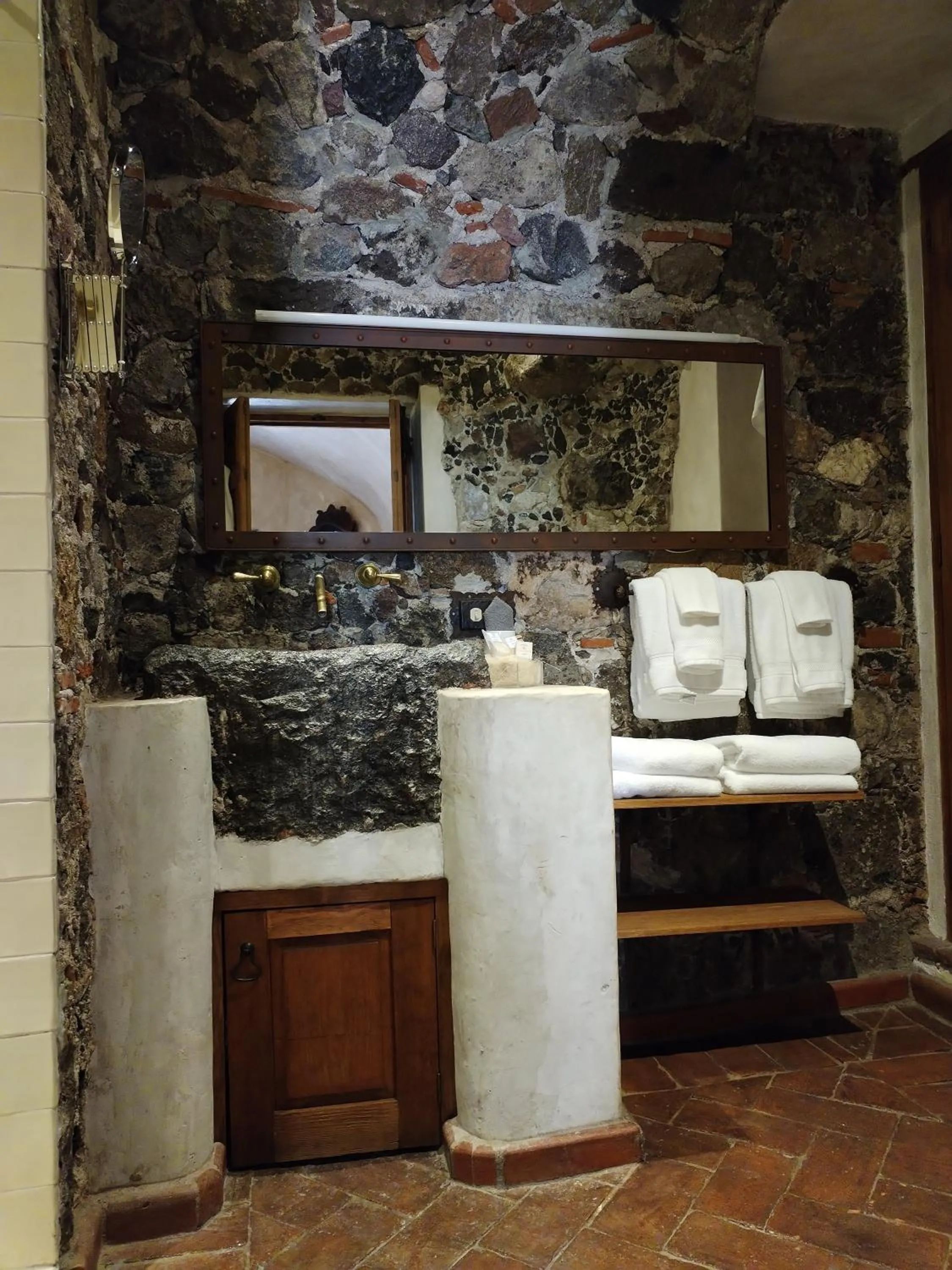 Bath in Hacienda Las Amantes