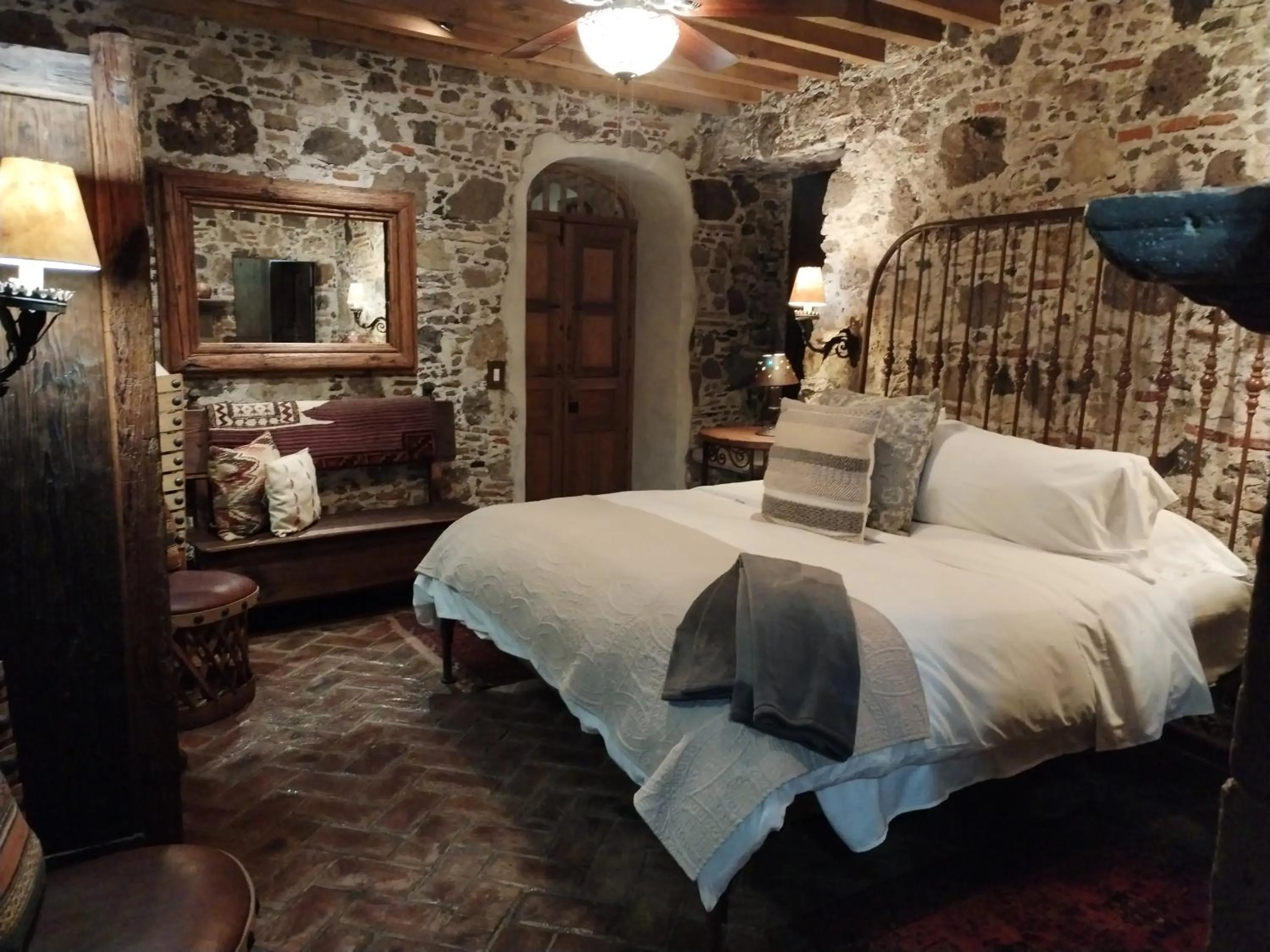 Bedroom, Bed in Hacienda Las Amantes