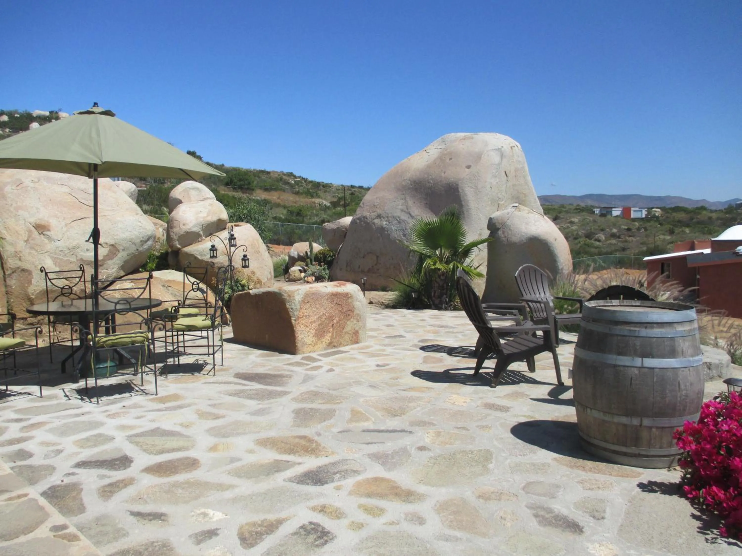 Patio in En'kanto Valle de Guadalupe