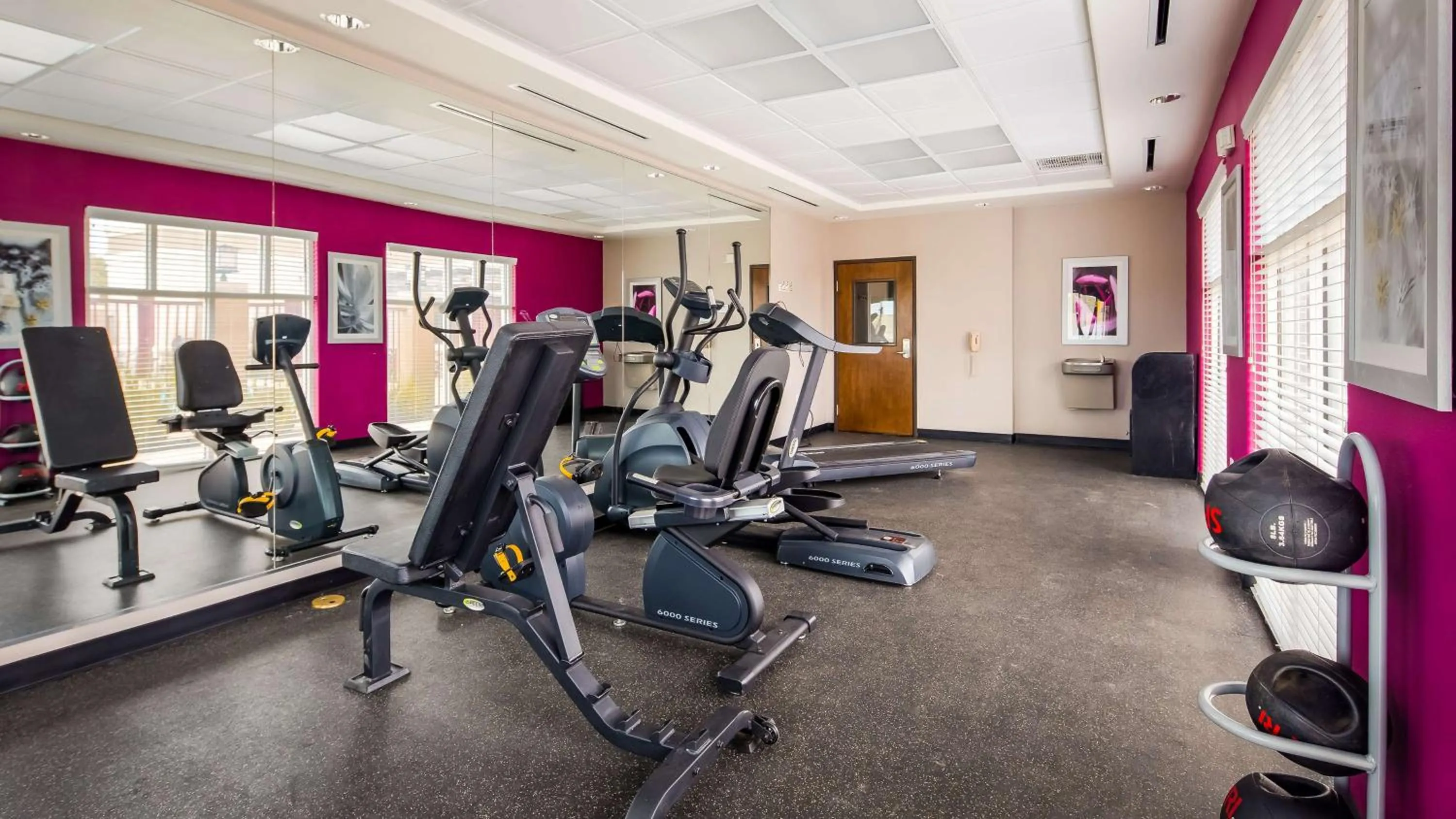 Fitness centre/facilities in Best Western Plus Dilley Inn & Suites