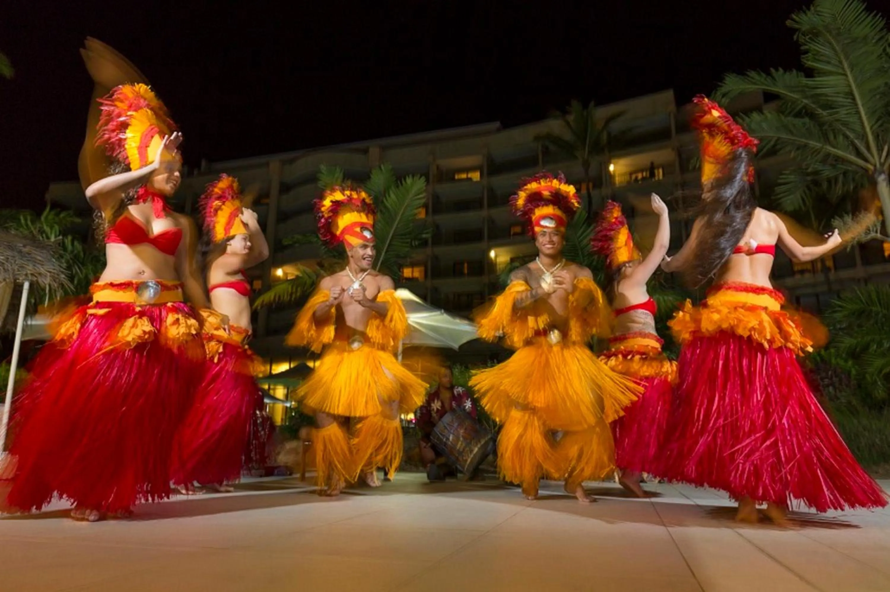 Evening entertainment in Nouvata