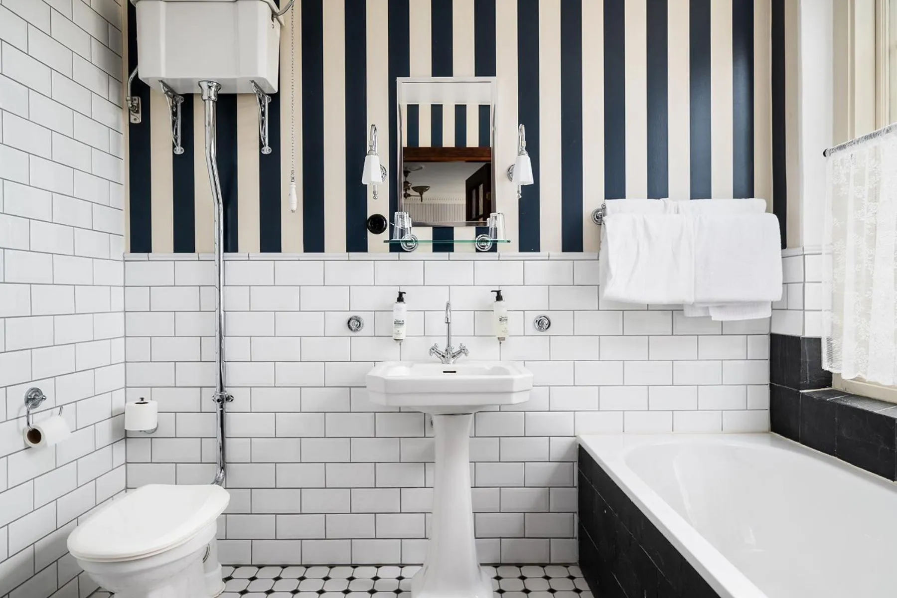 Bathroom in Häringe Slott