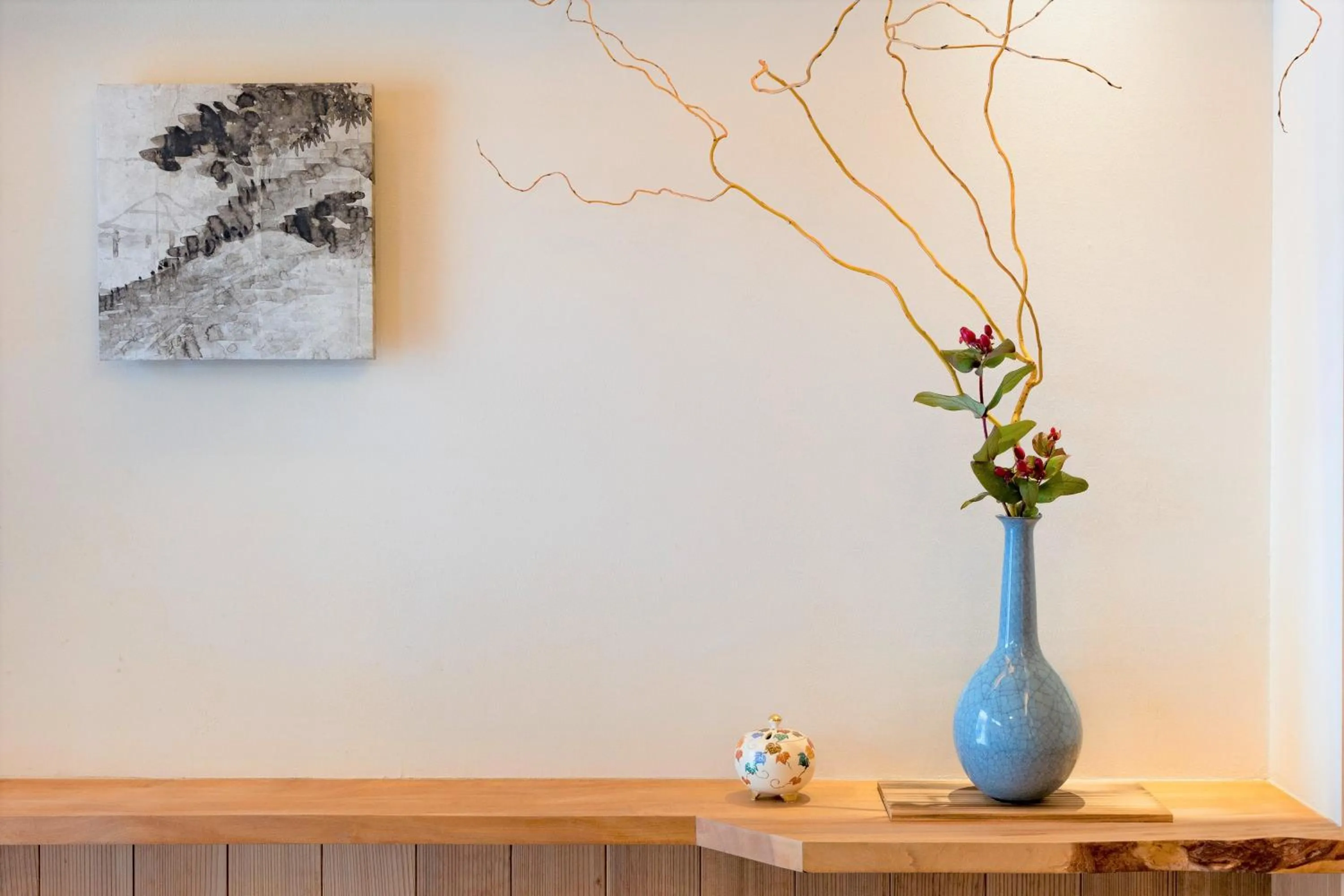 Dining area in Kyomachiya Suite Rikyu