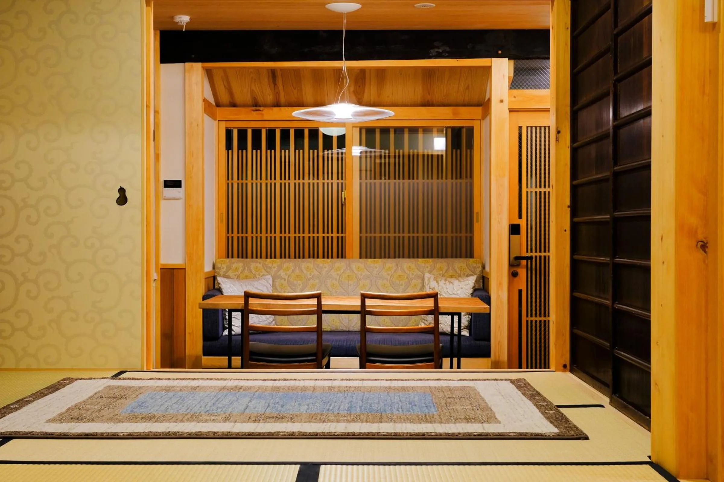 Night in Kyomachiya Suite Rikyu