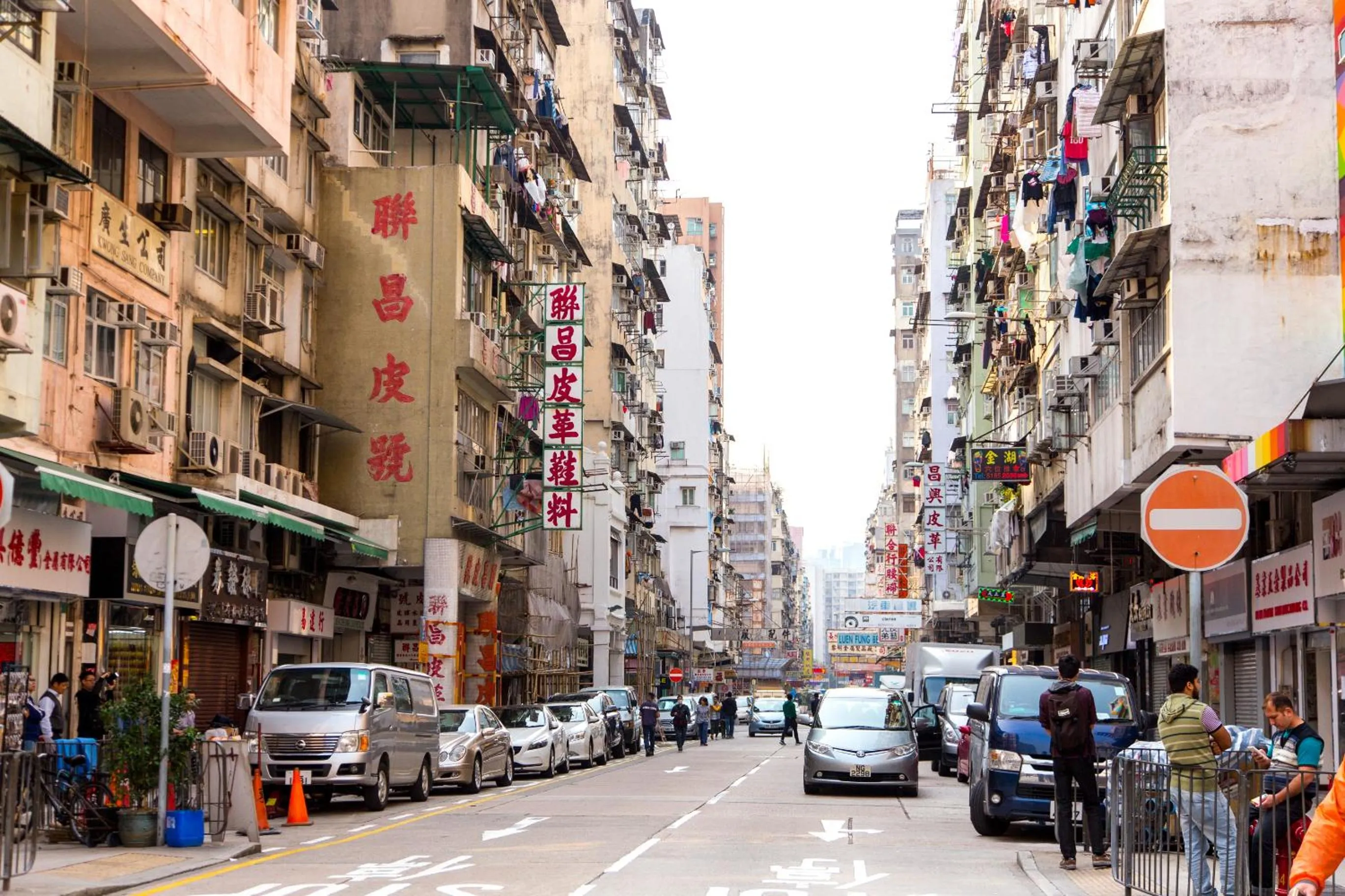 Nearby landmark, Neighborhood in Metroplace Boutique Hotel