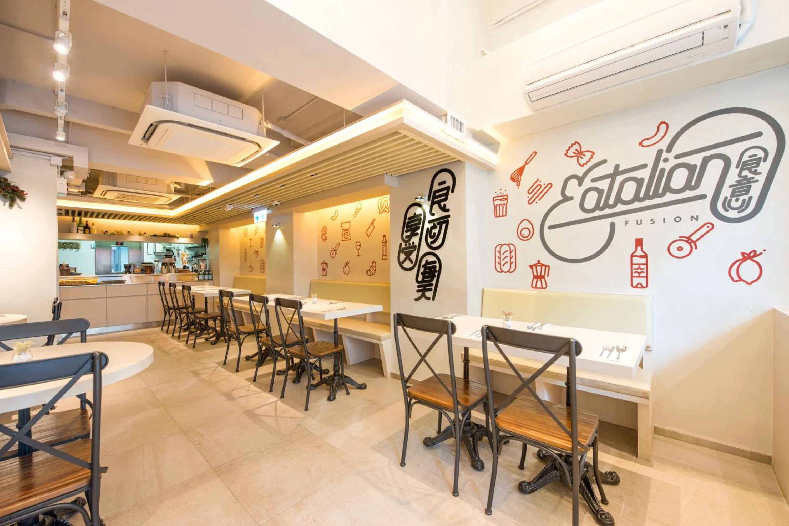 Restaurant/Places to Eat in Metroplace Boutique Hotel