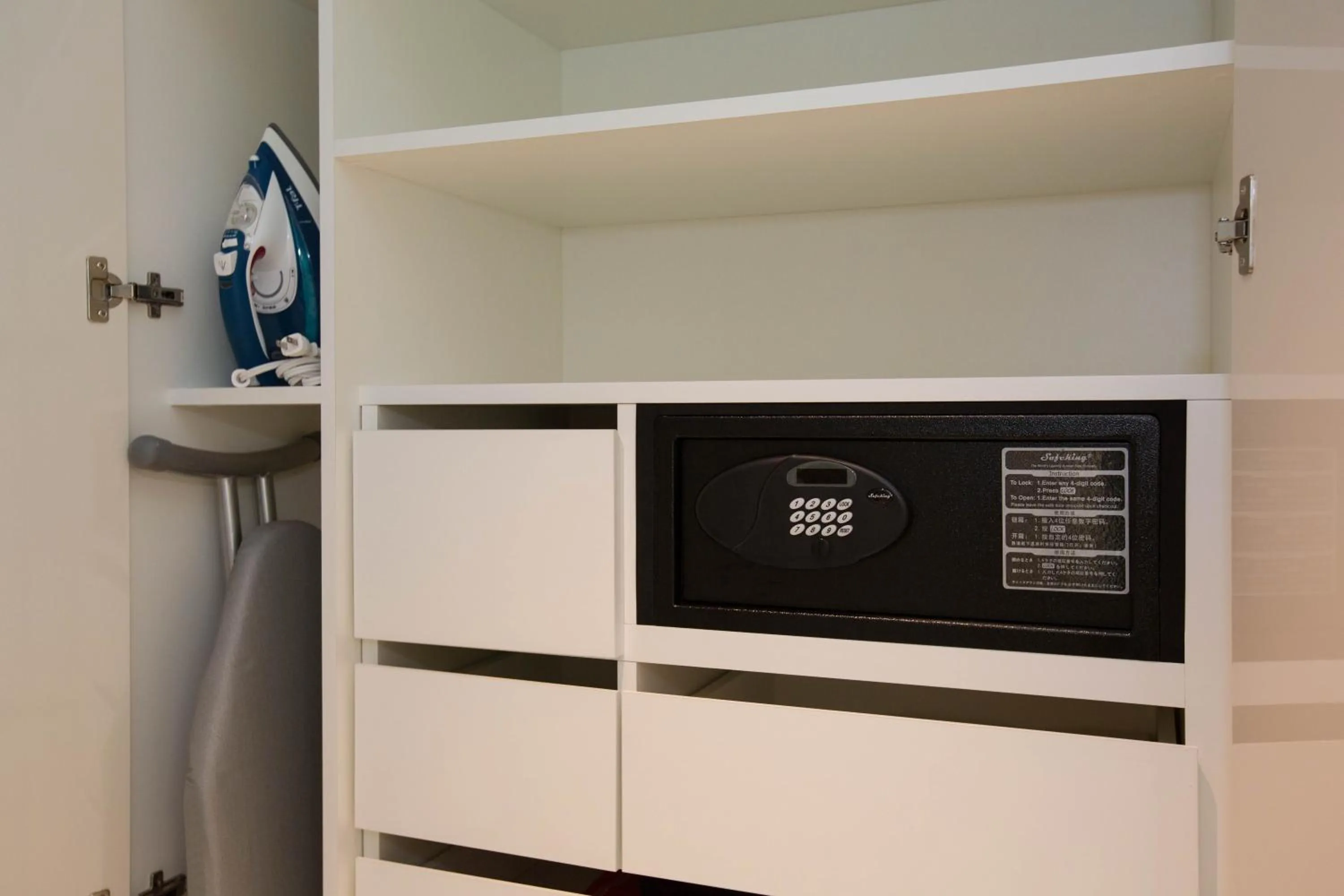 Photo of the whole room in The Prince Gallery Tokyo Kioicho, a Luxury Collection Hotel