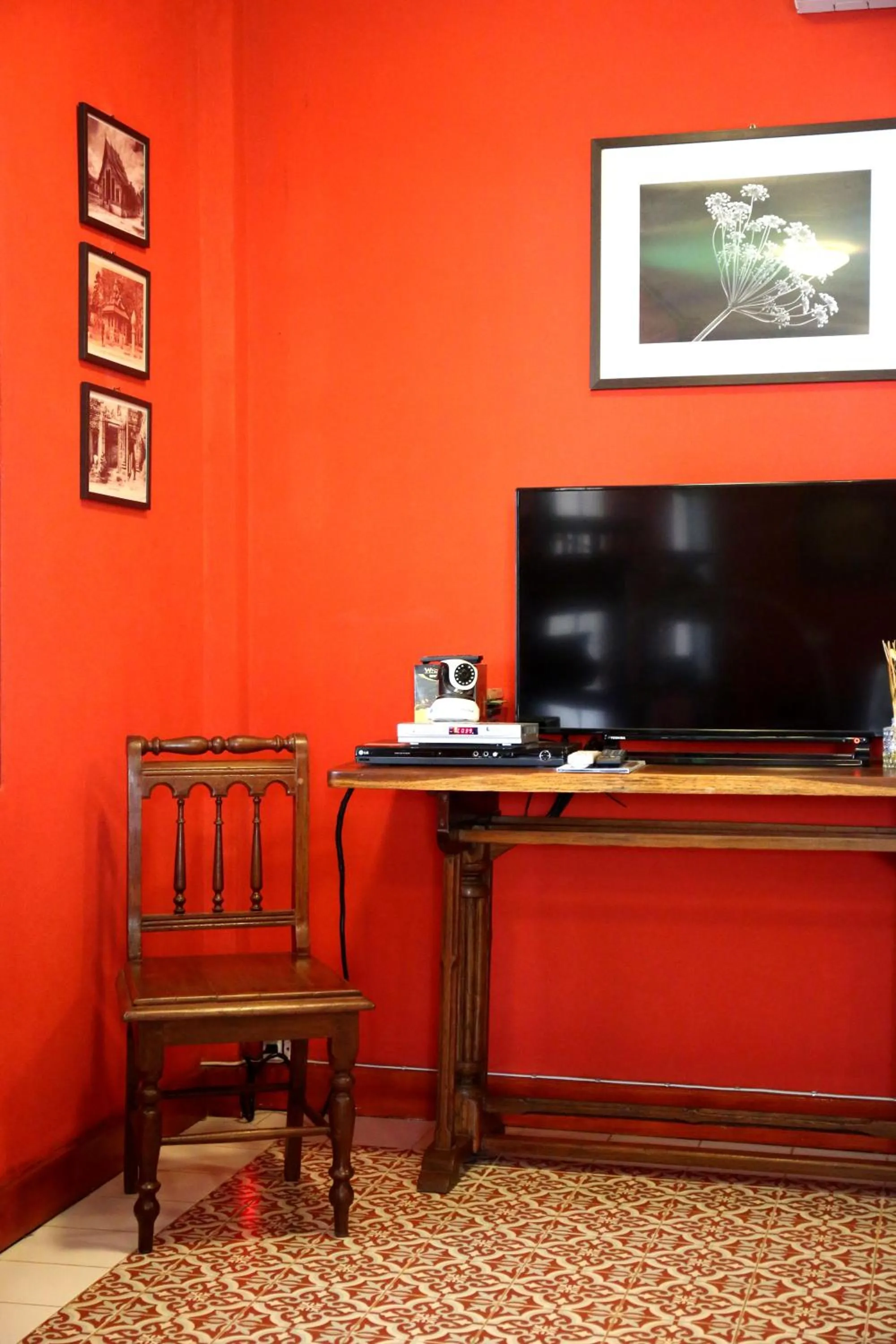 Lobby or reception in Le Jardin Hotel