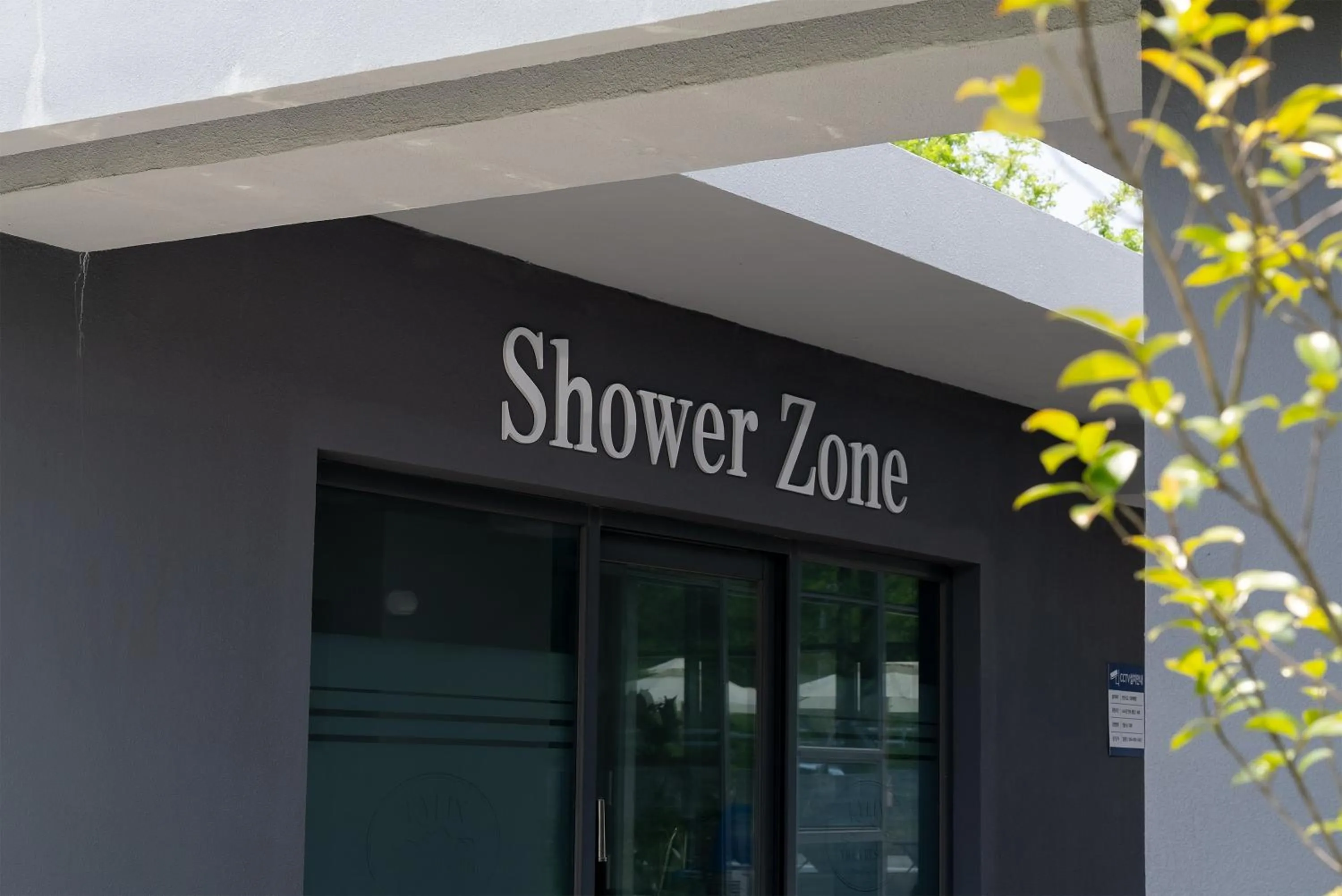 Shower in Kylin Villa resort Jeju