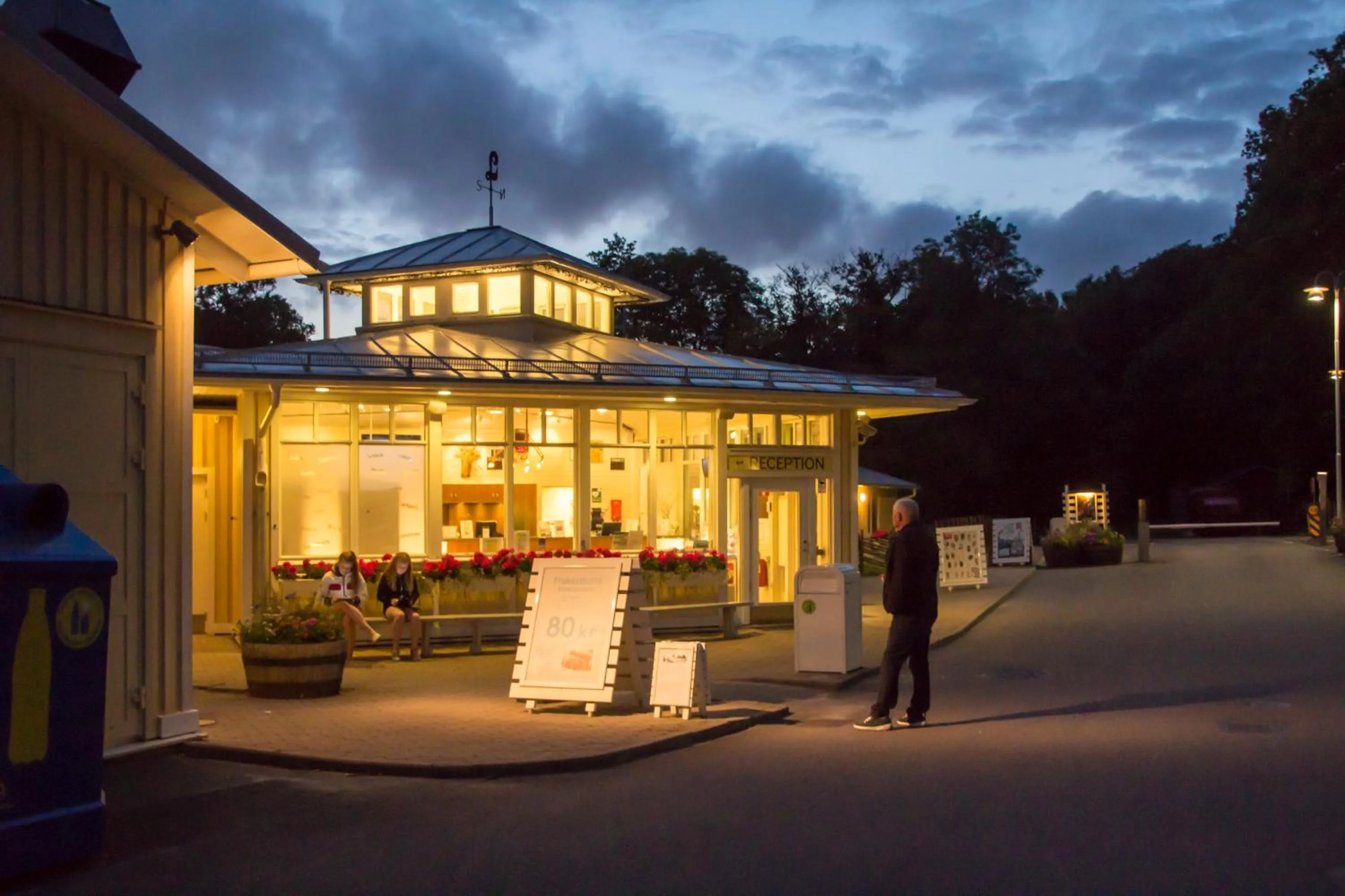 On-site shops in Lisebergsbyns Stugor