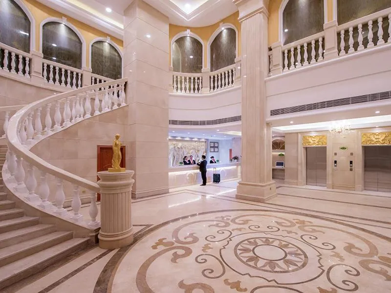 Vienna Hotel Longchuan