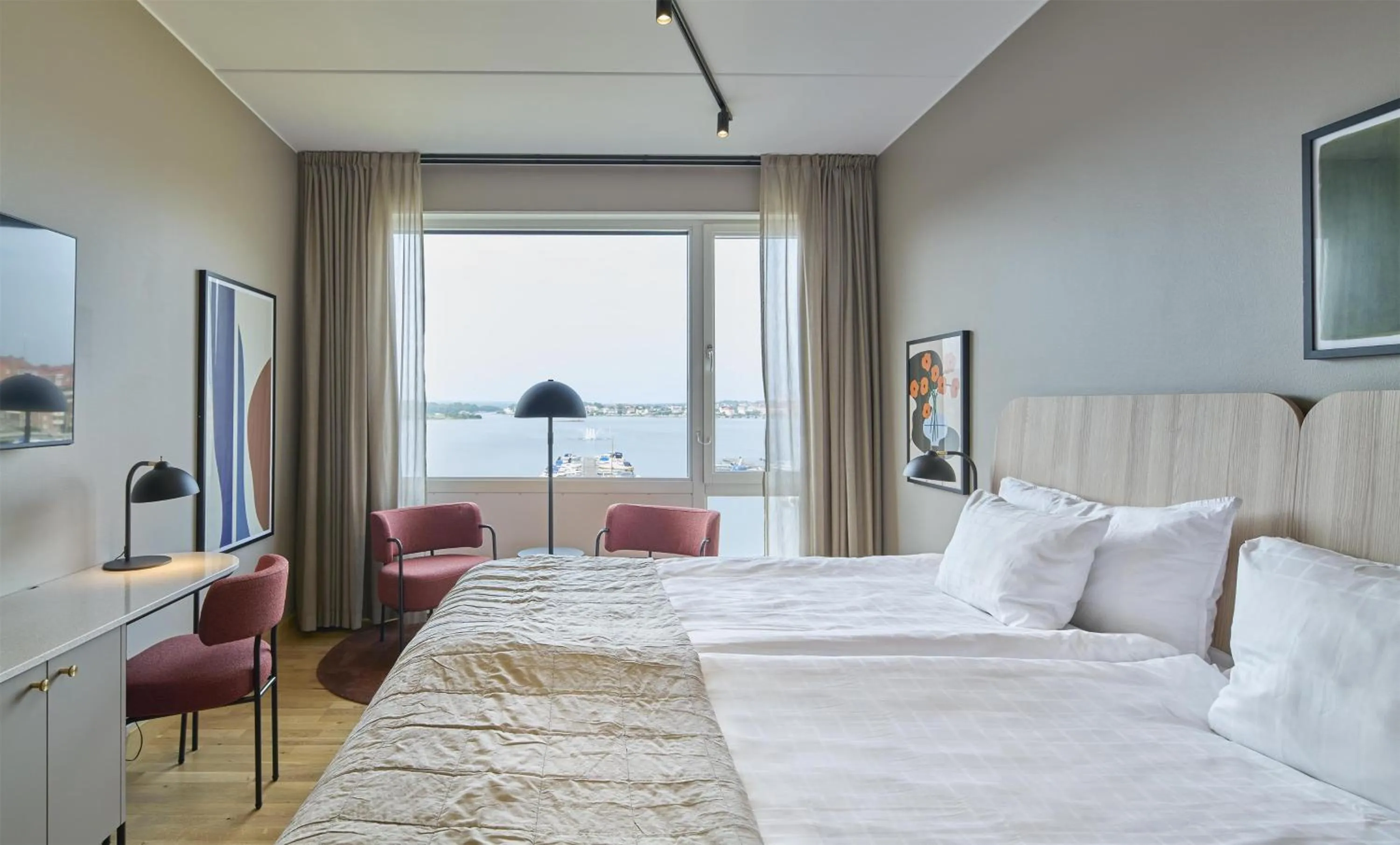 Bedroom, Bed in Scandic Karlskrona