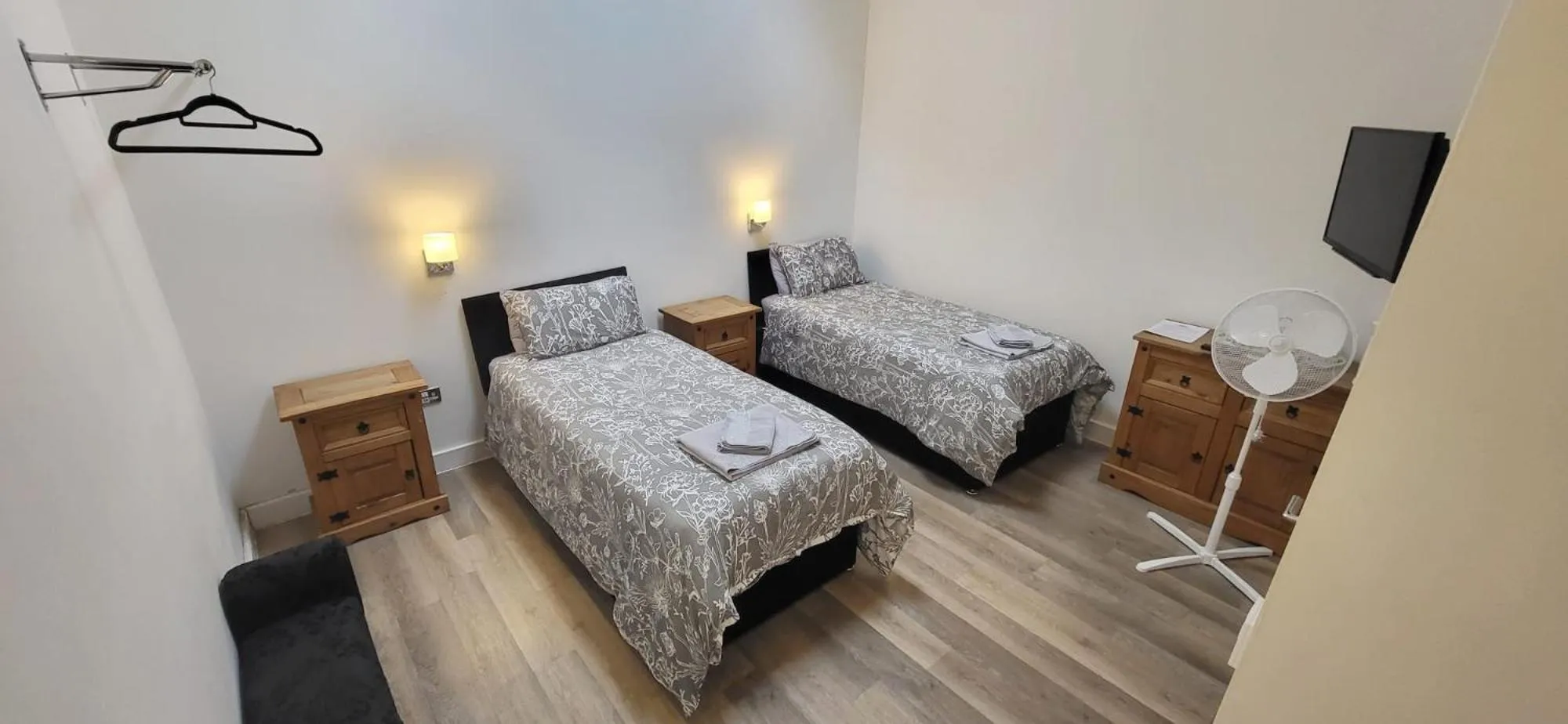 Bedroom, Bed in Deepcut Lodge Bed & Breakfast Self Service