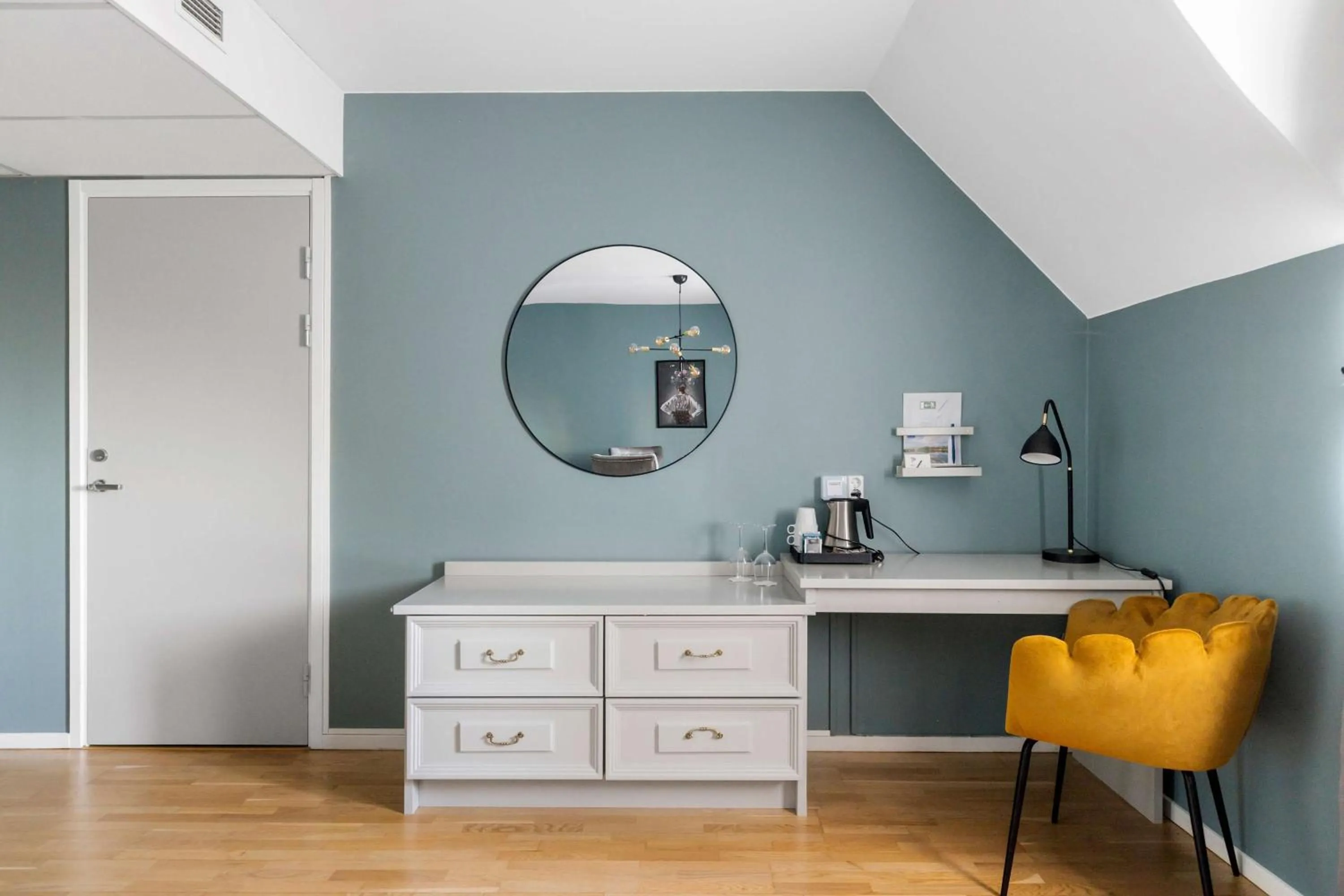 Photo of the whole room in Best Western Hotel Statt Katrineholm