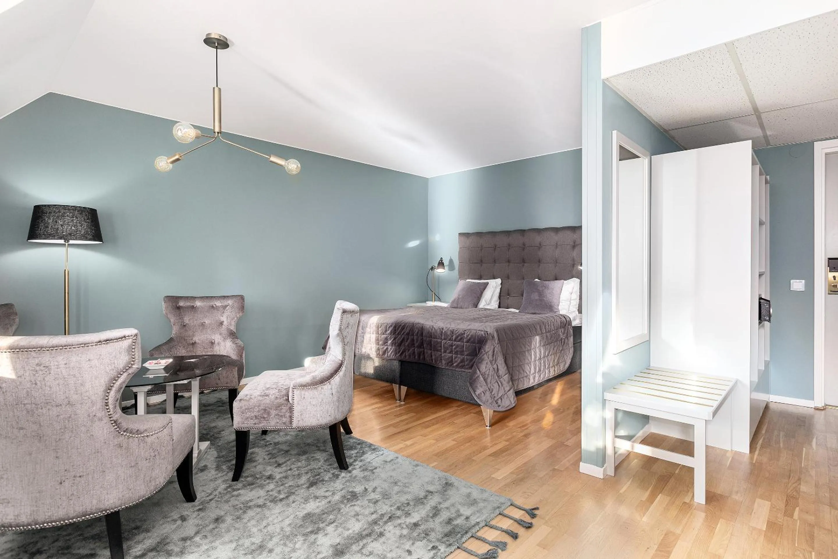 Photo of the whole room, Bed in Best Western Hotel Statt Katrineholm