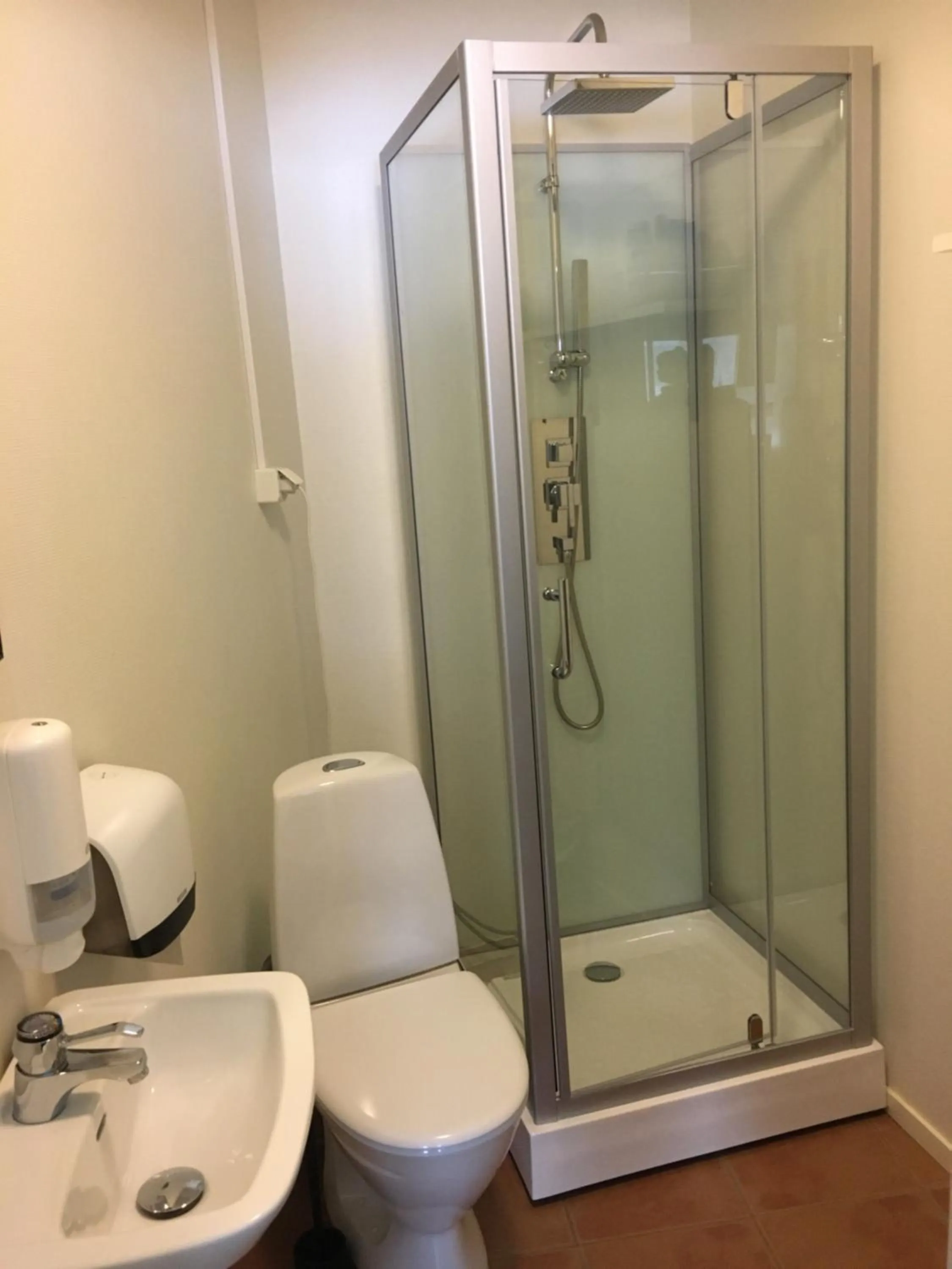 Family Room with Private Bathroom in Hostel Snoozemore