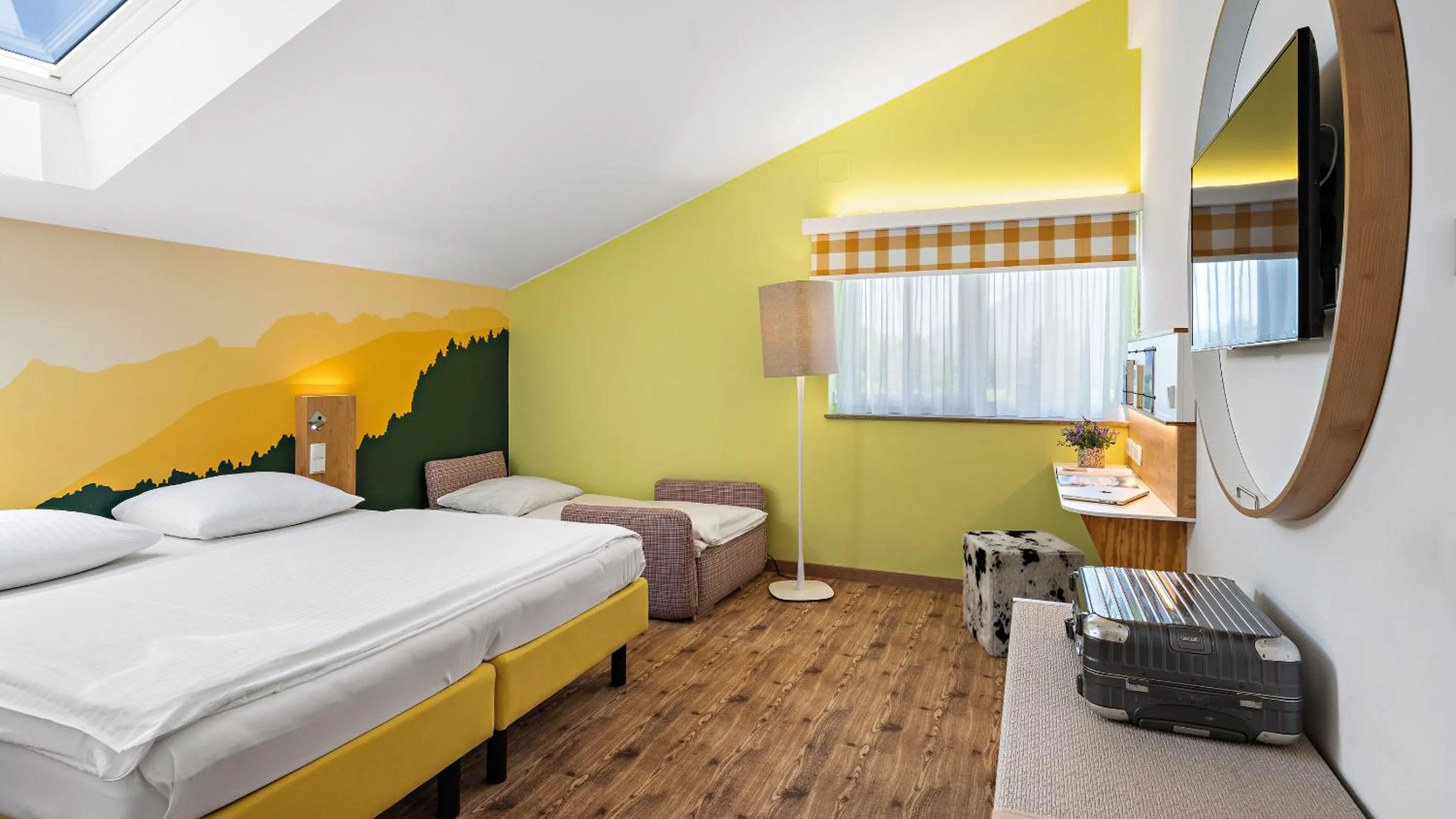 Staff, Bed in Styles Hotel Piding