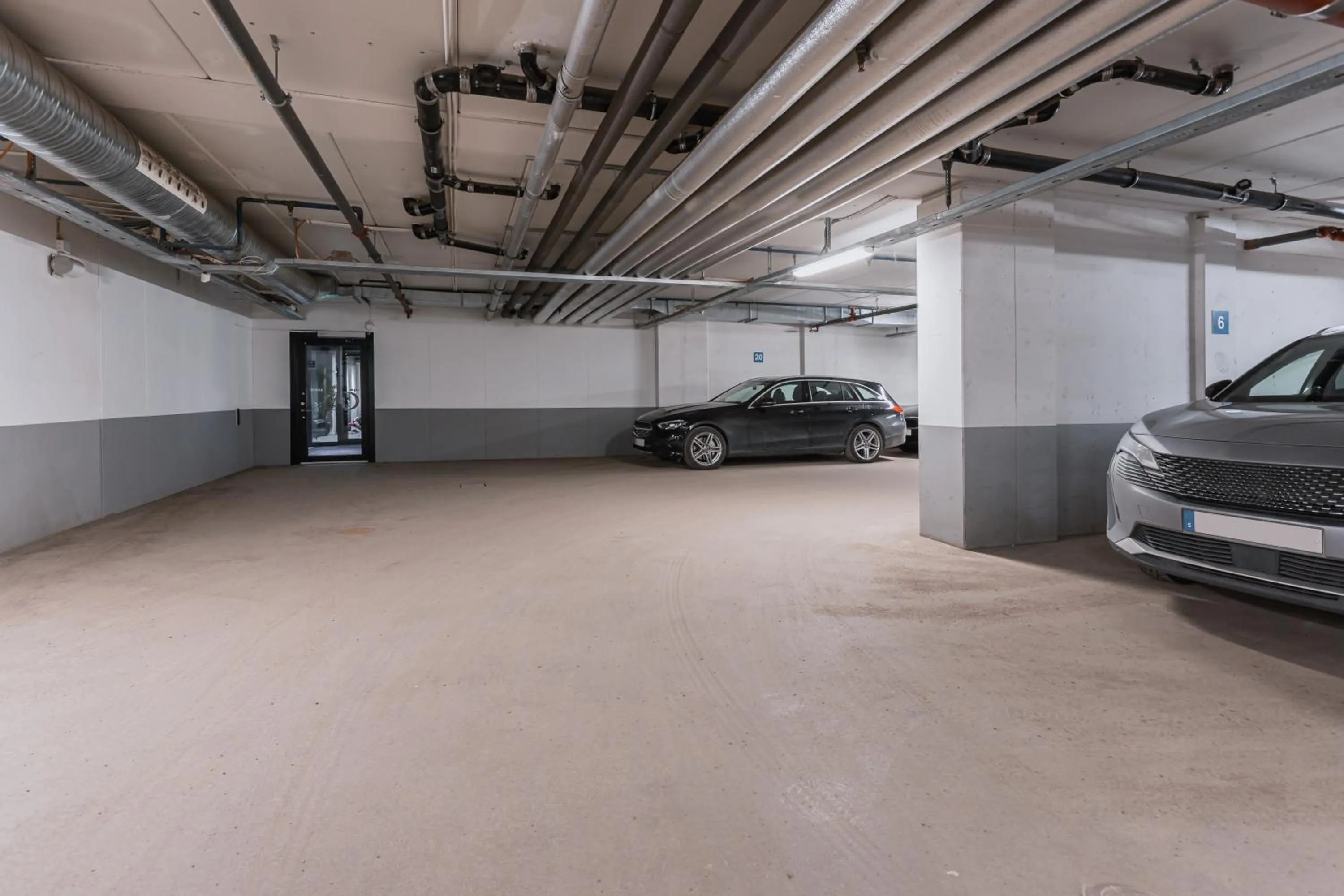 Parking in Courtyard by Marriott Stockholm Kungsholmen