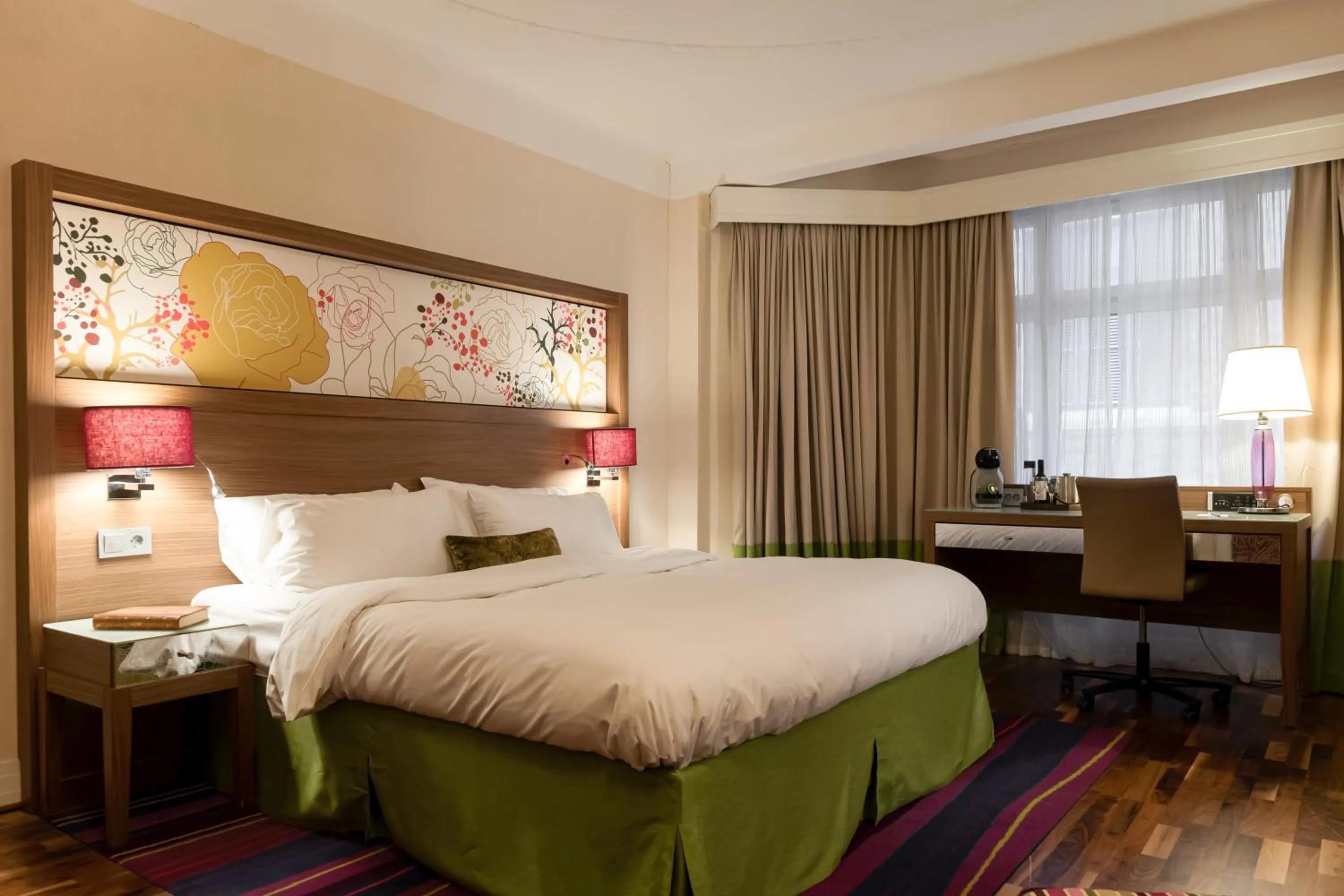 Photo of the whole room, Bed in Elite Hotel Esplanade