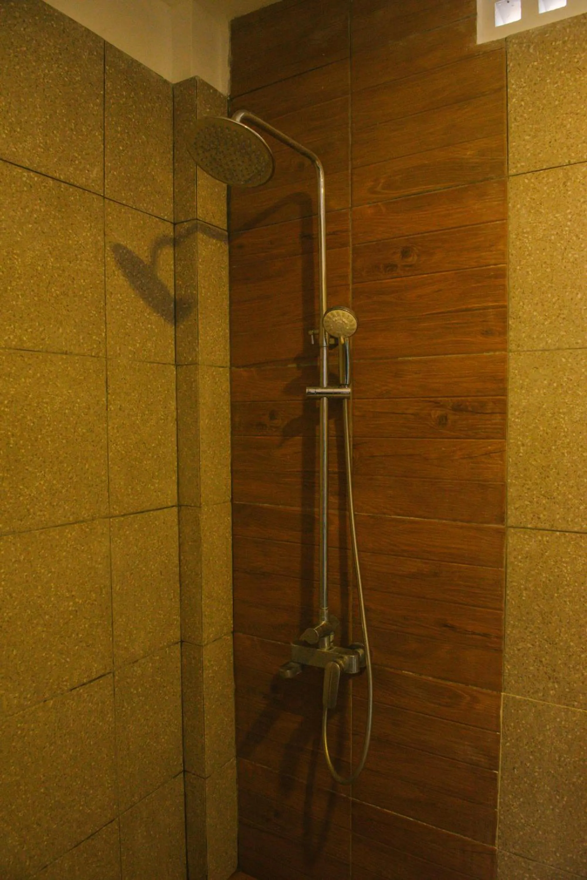 Freddies Santai Sumurtiga