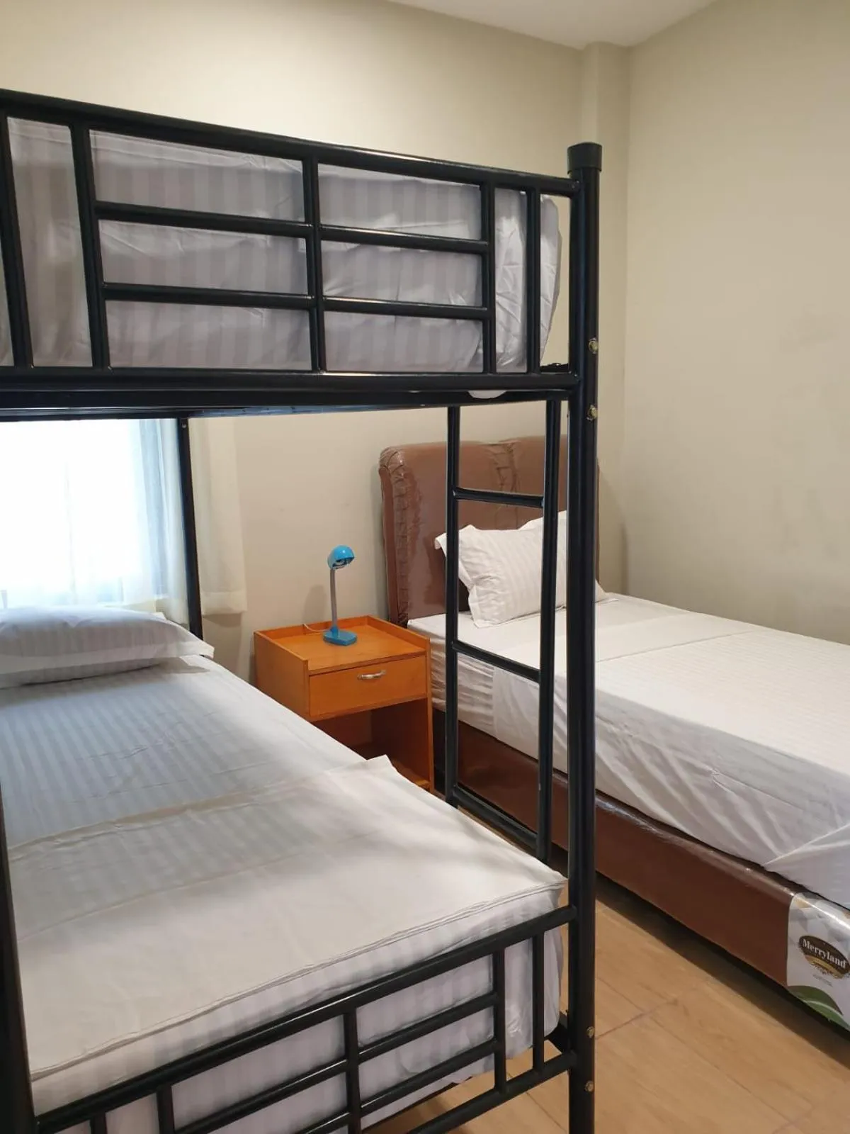 Bed in Freddies Santai Sumurtiga