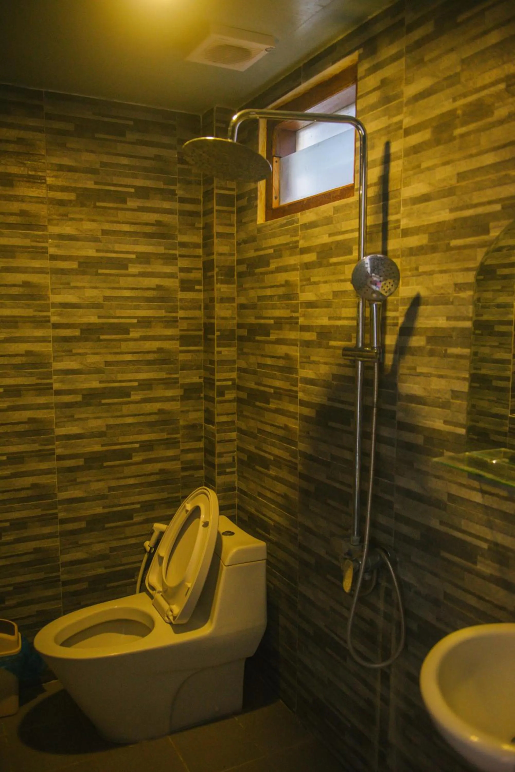 Freddies Santai Sumurtiga