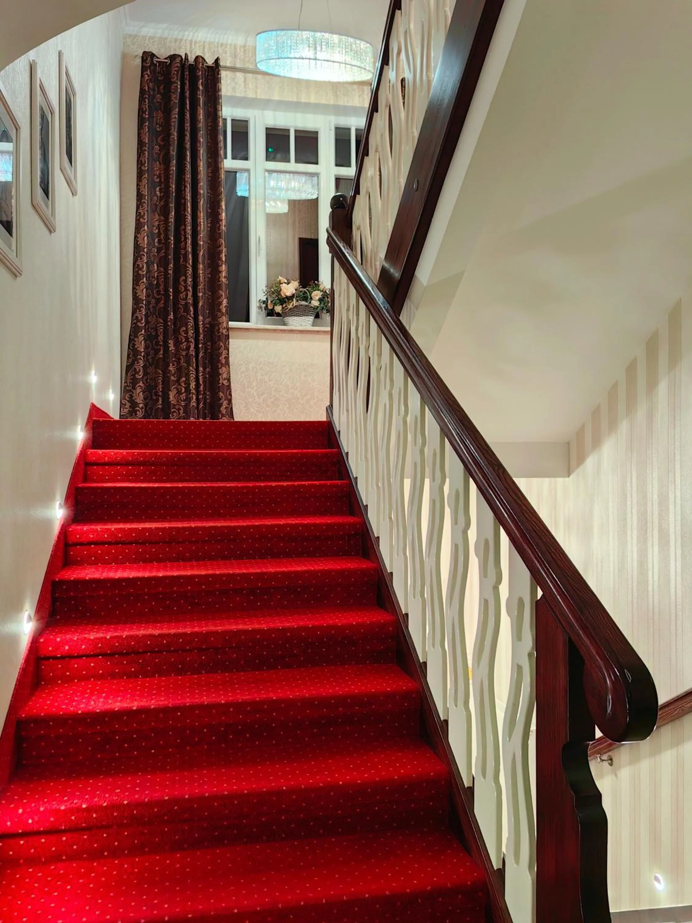 Property building in Willa San Remo