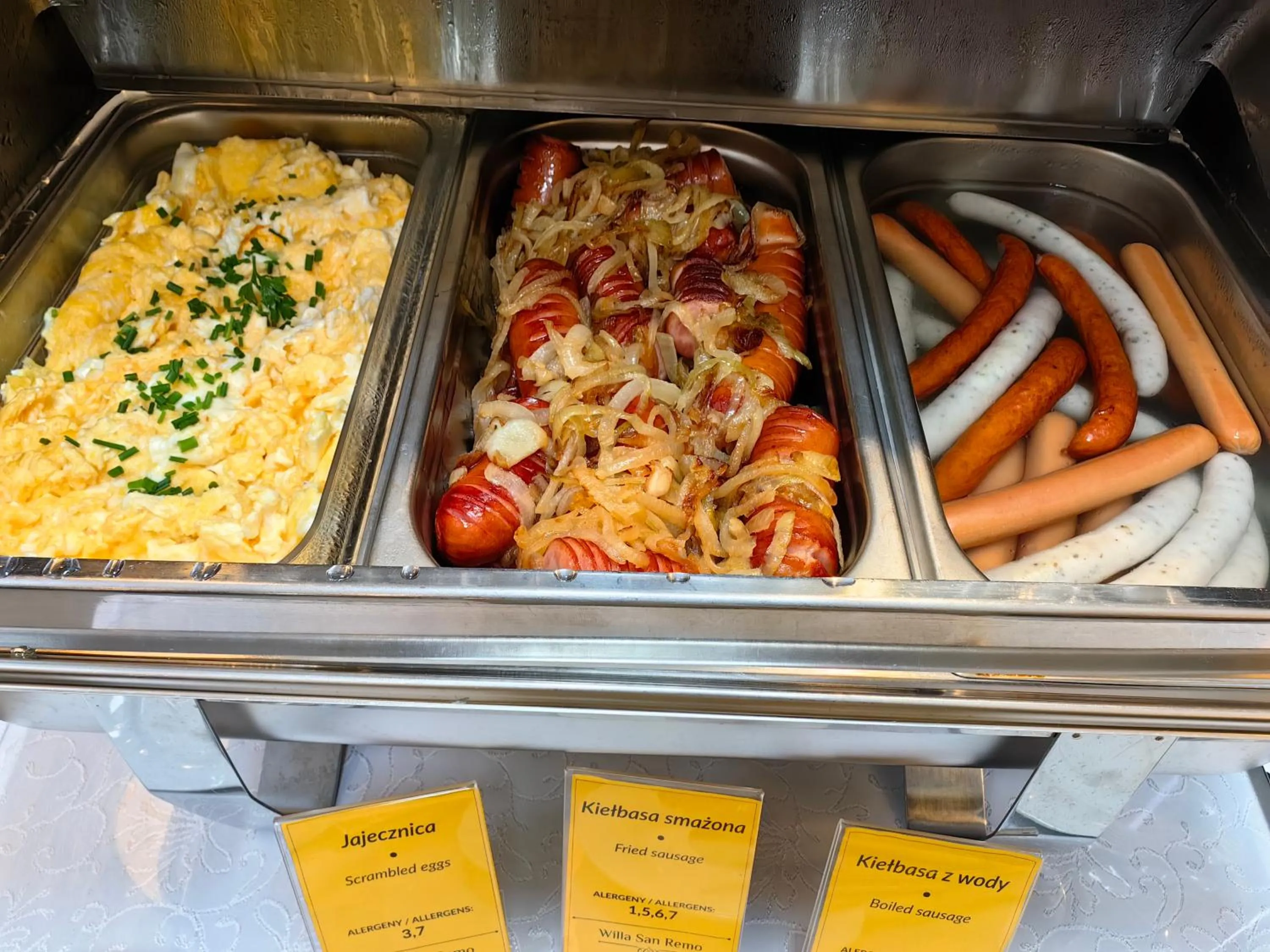 Breakfast in Willa San Remo