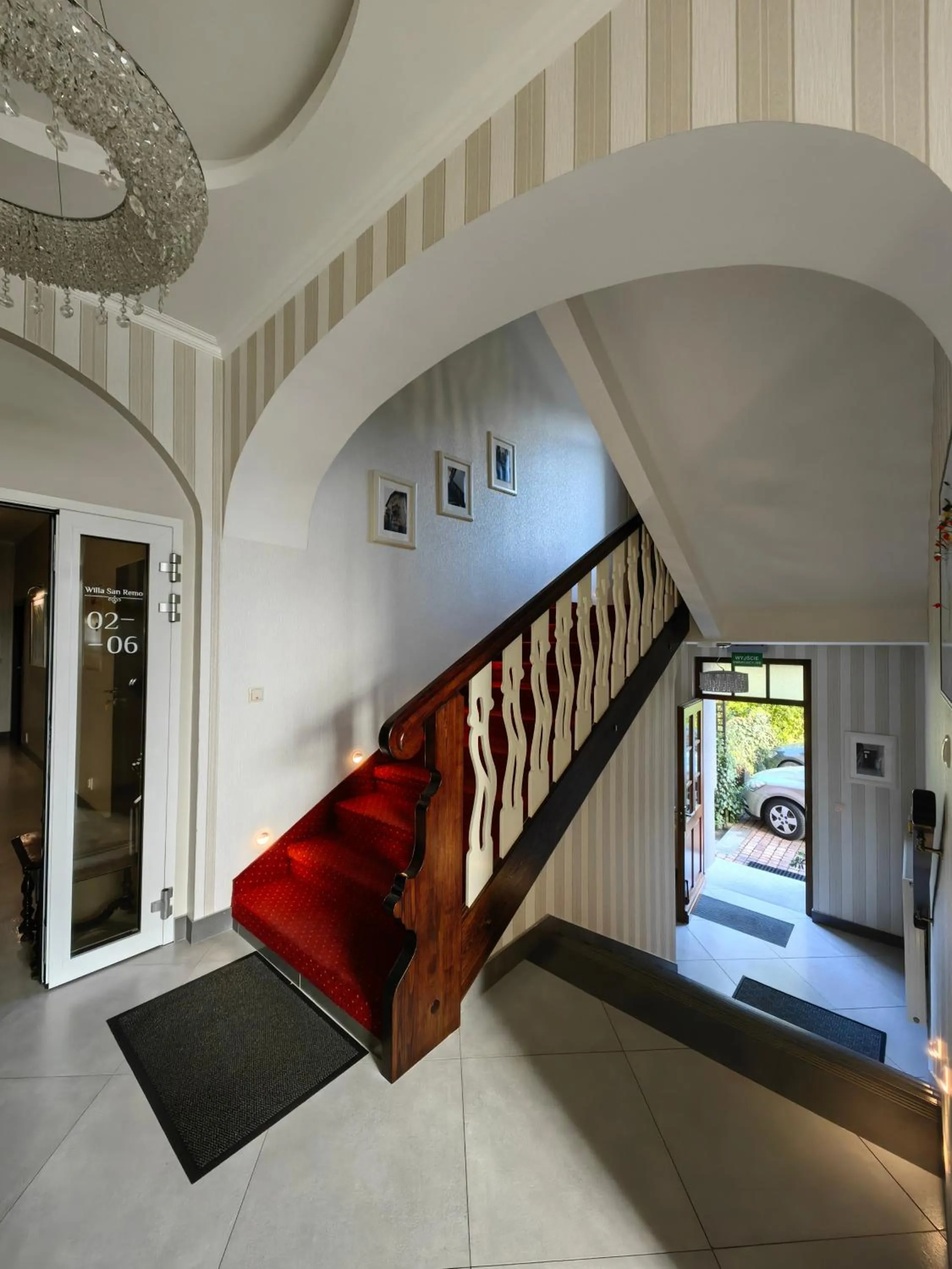 Property building in Willa San Remo