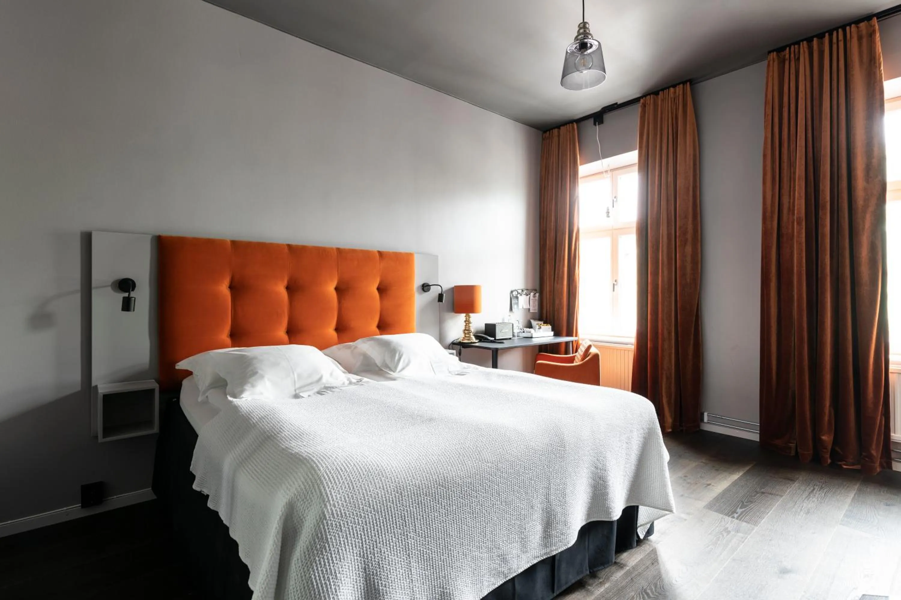 Photo of the whole room, Bed in Hotel Flora