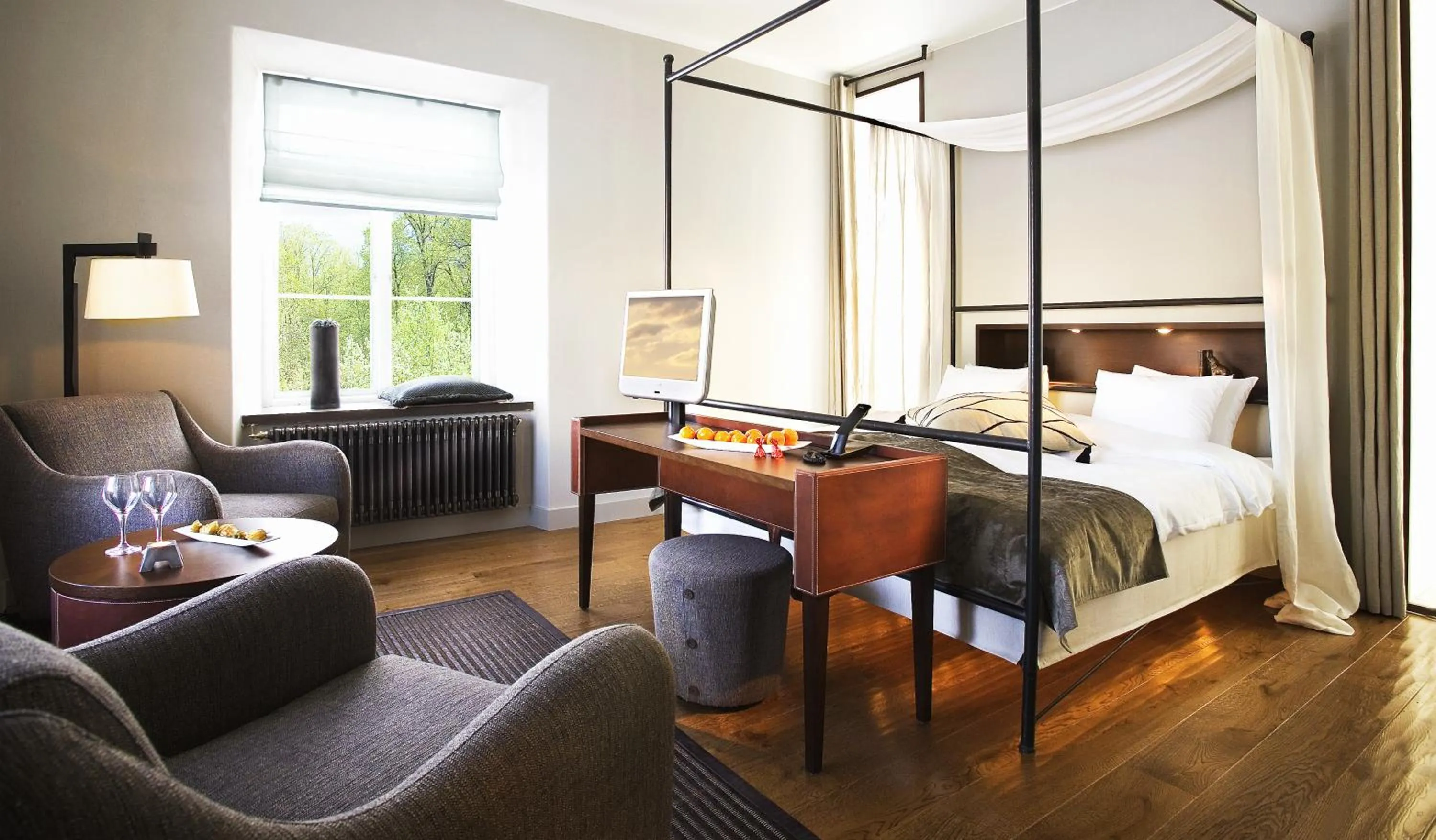 Seating area, Bed in Ulfsunda Slott