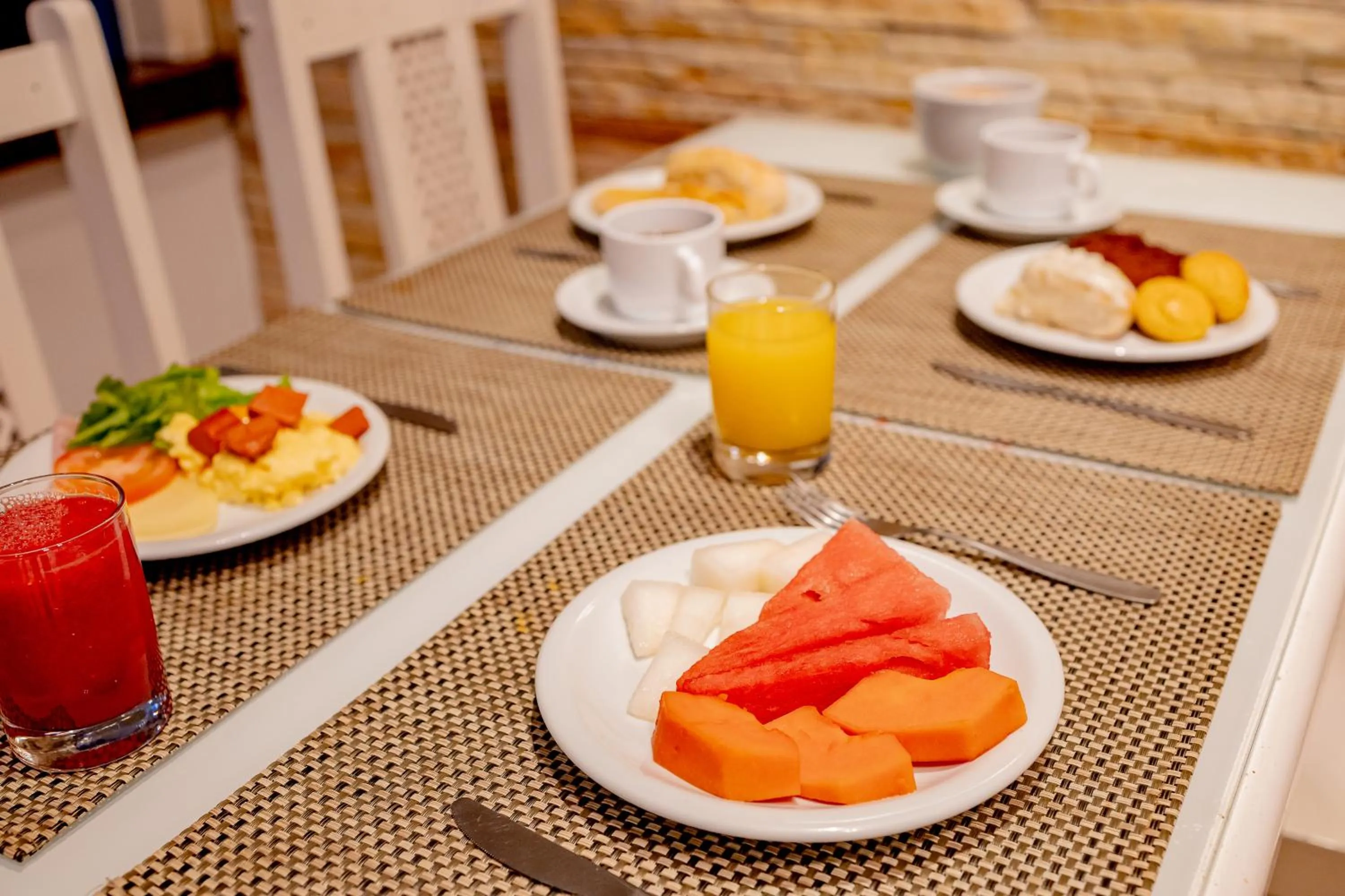 Food and drinks in Hotel San Gabriel