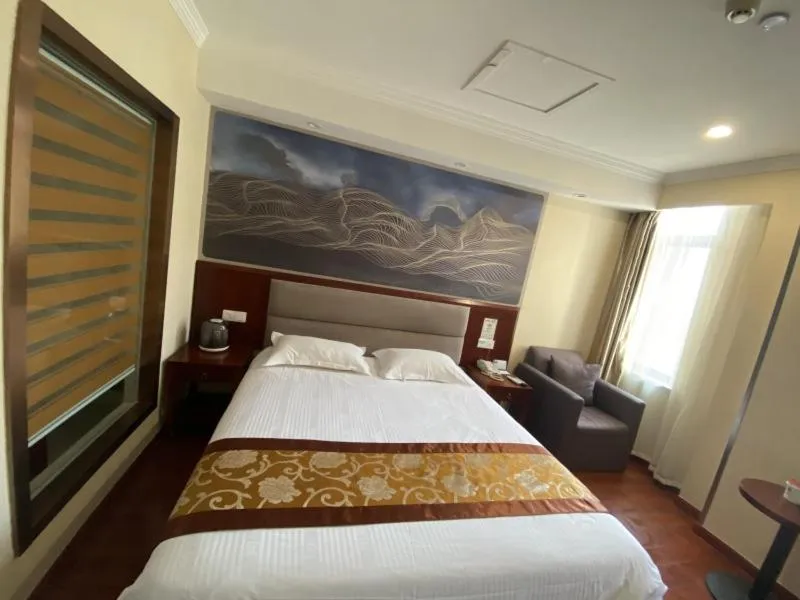 Bed in GreenTree ShangHai JinShan Wanda Plaza Longxiang Road Express Hotel